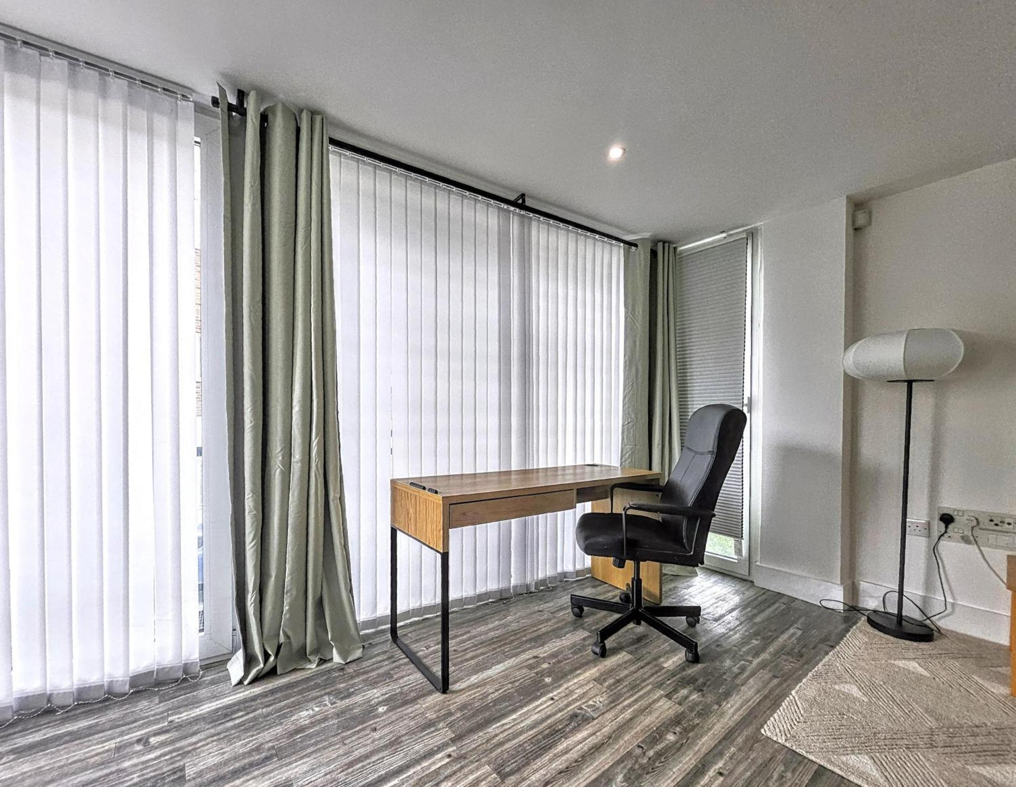 Apartment Waterside, Old Street, Angel, Entire Private *