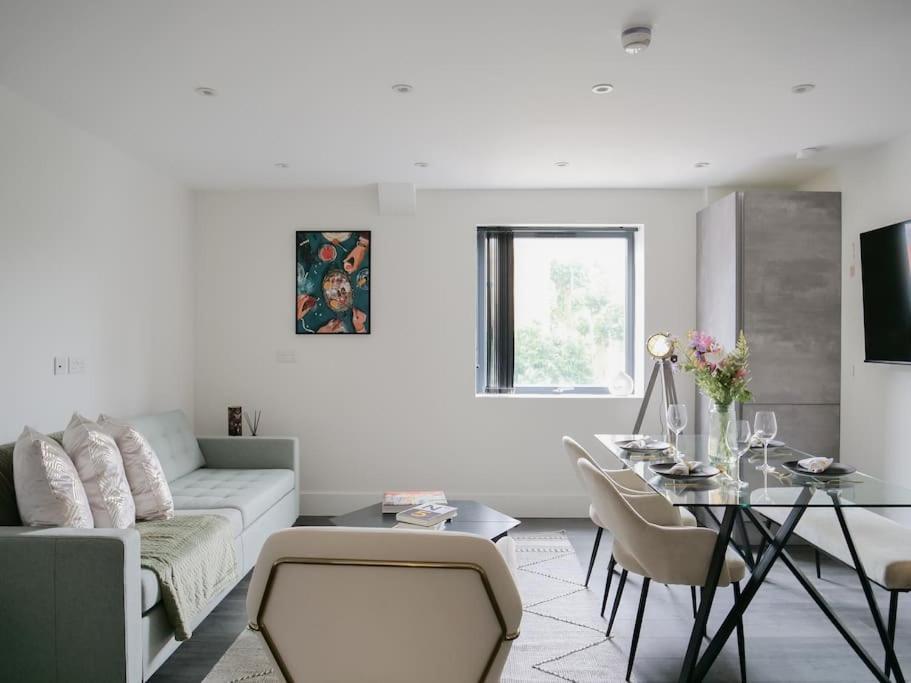 Modern One Bedroom Flat In The Heart Of * Londres