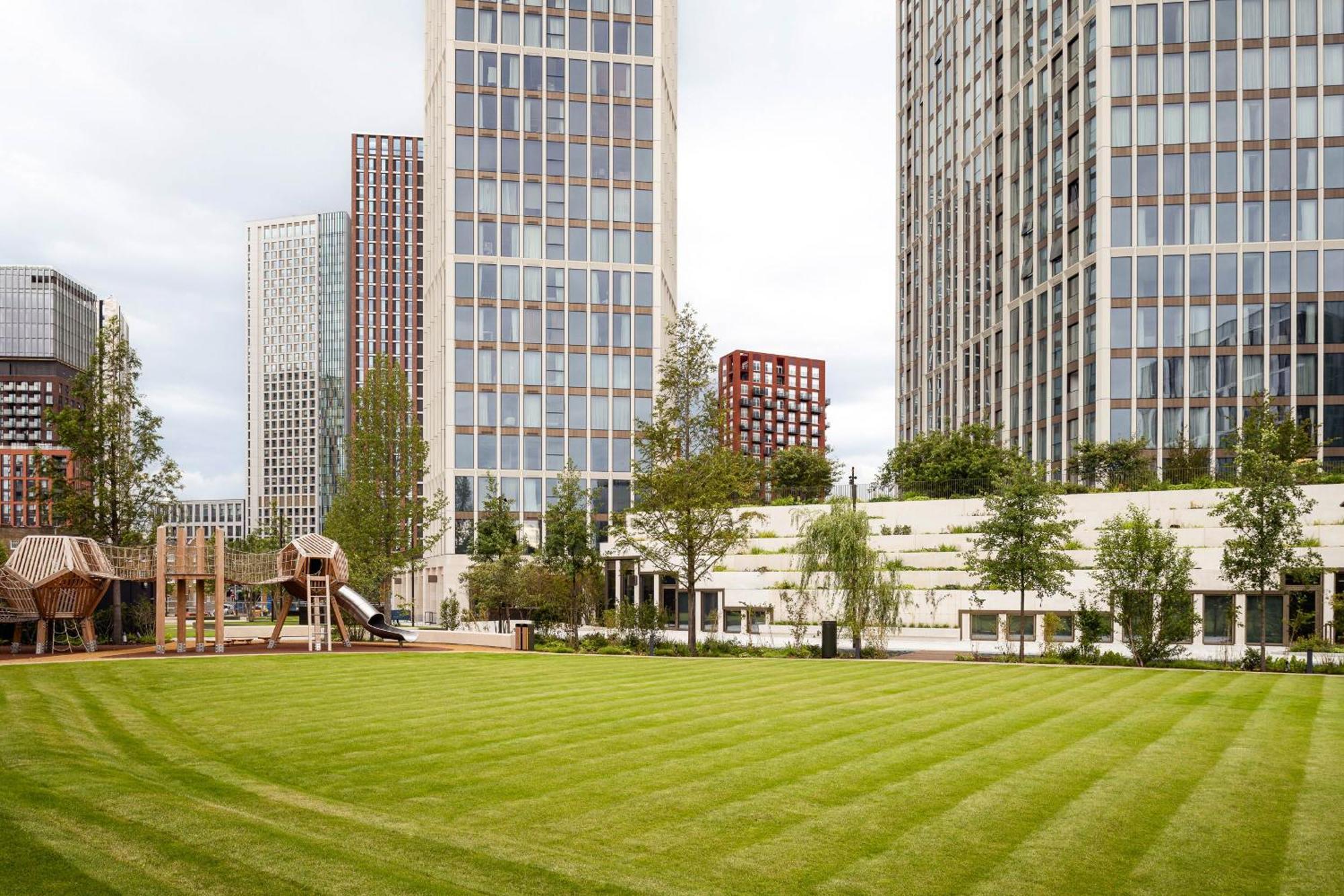 Battersea Power Station - Winter Garden Balcony & 1gb Wifi - Luxurylondonstays Apartment