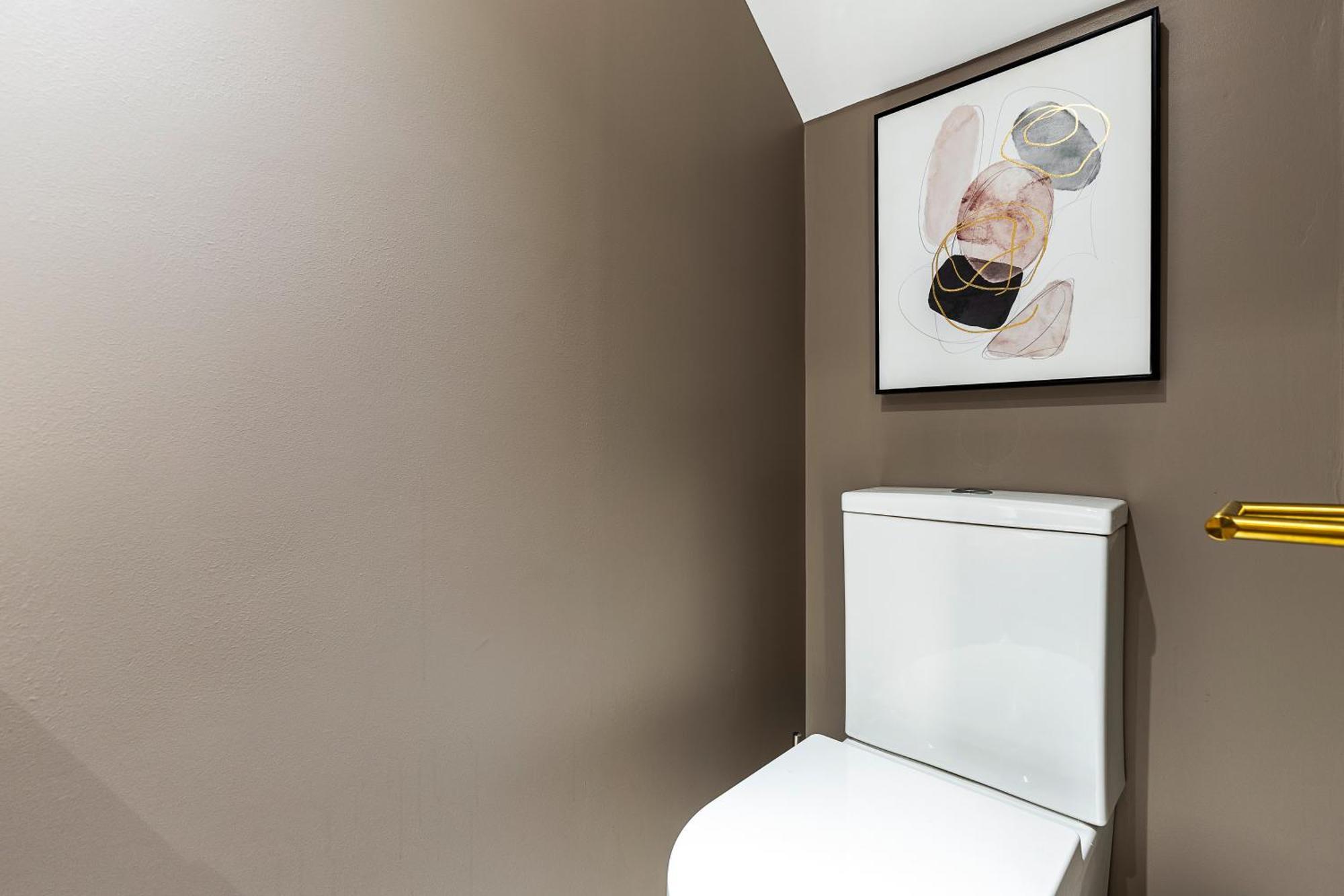 Apartment Luxurious 3 Bed Flat With Patio And Garden