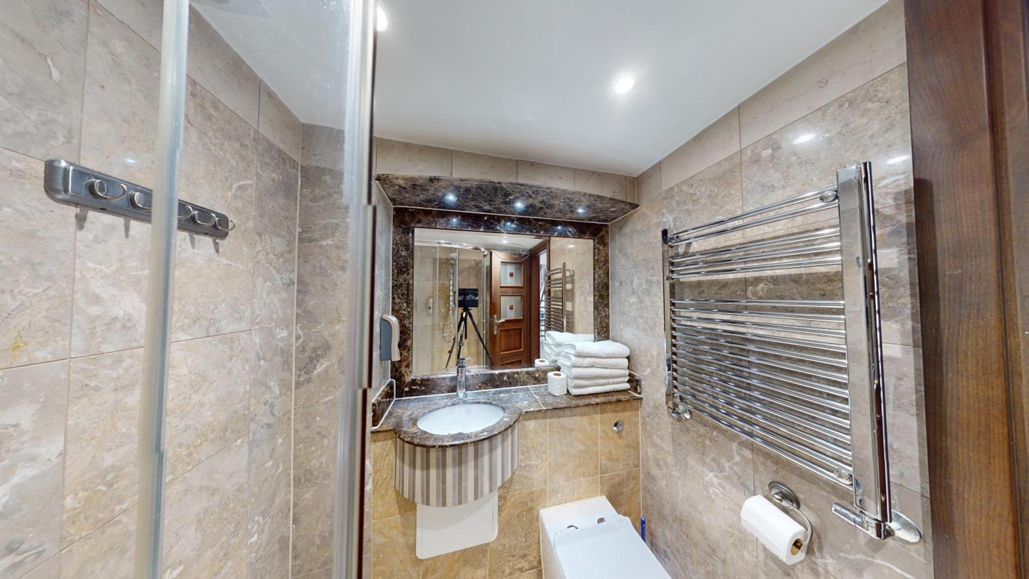 Hotel Msk Superior London