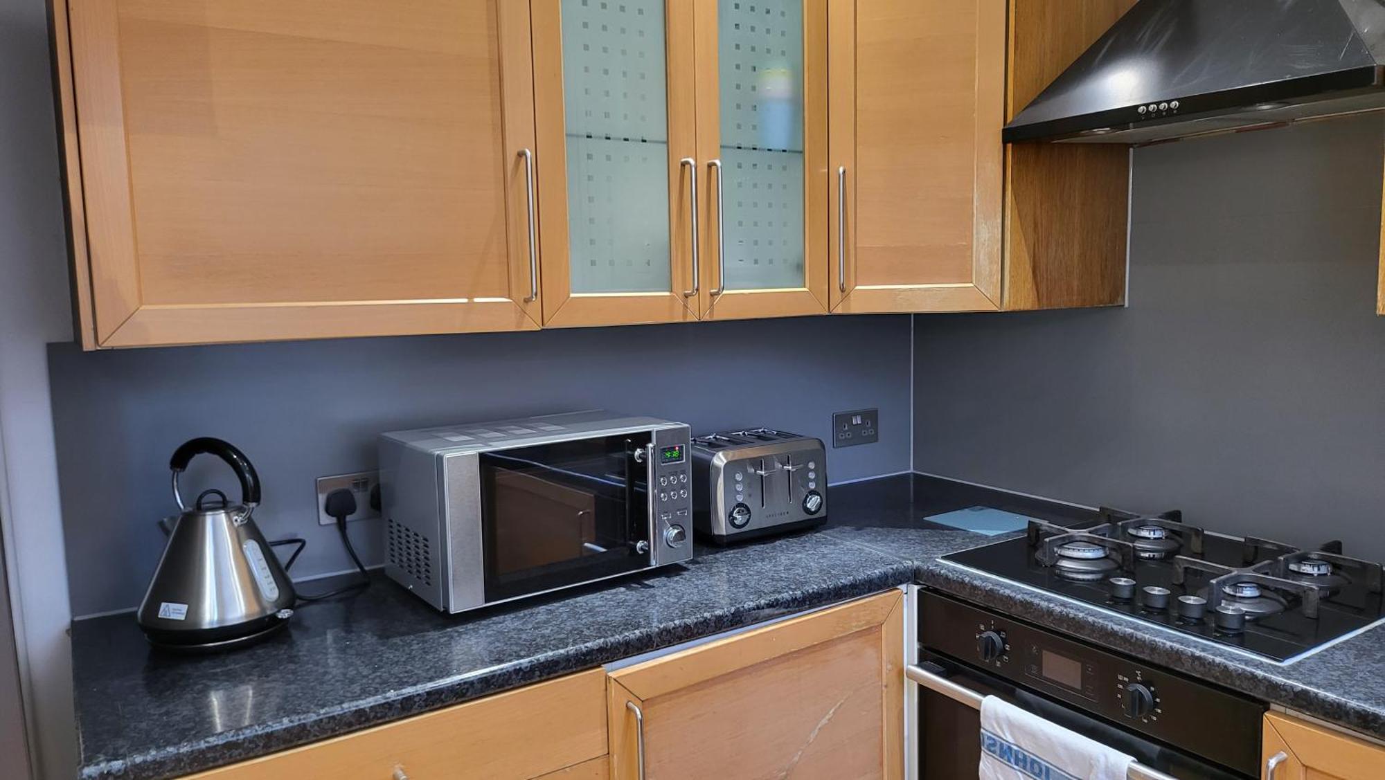 Garland Spacious 4 Bedroom House With Garden And Parking Apartment London