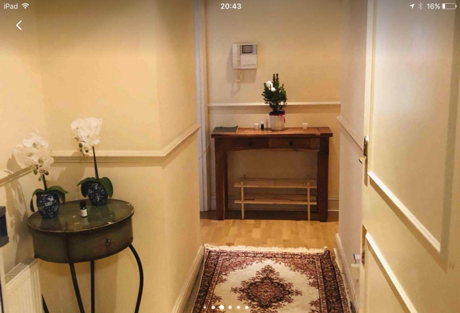Double Bedroom In A Sharing Apartamento