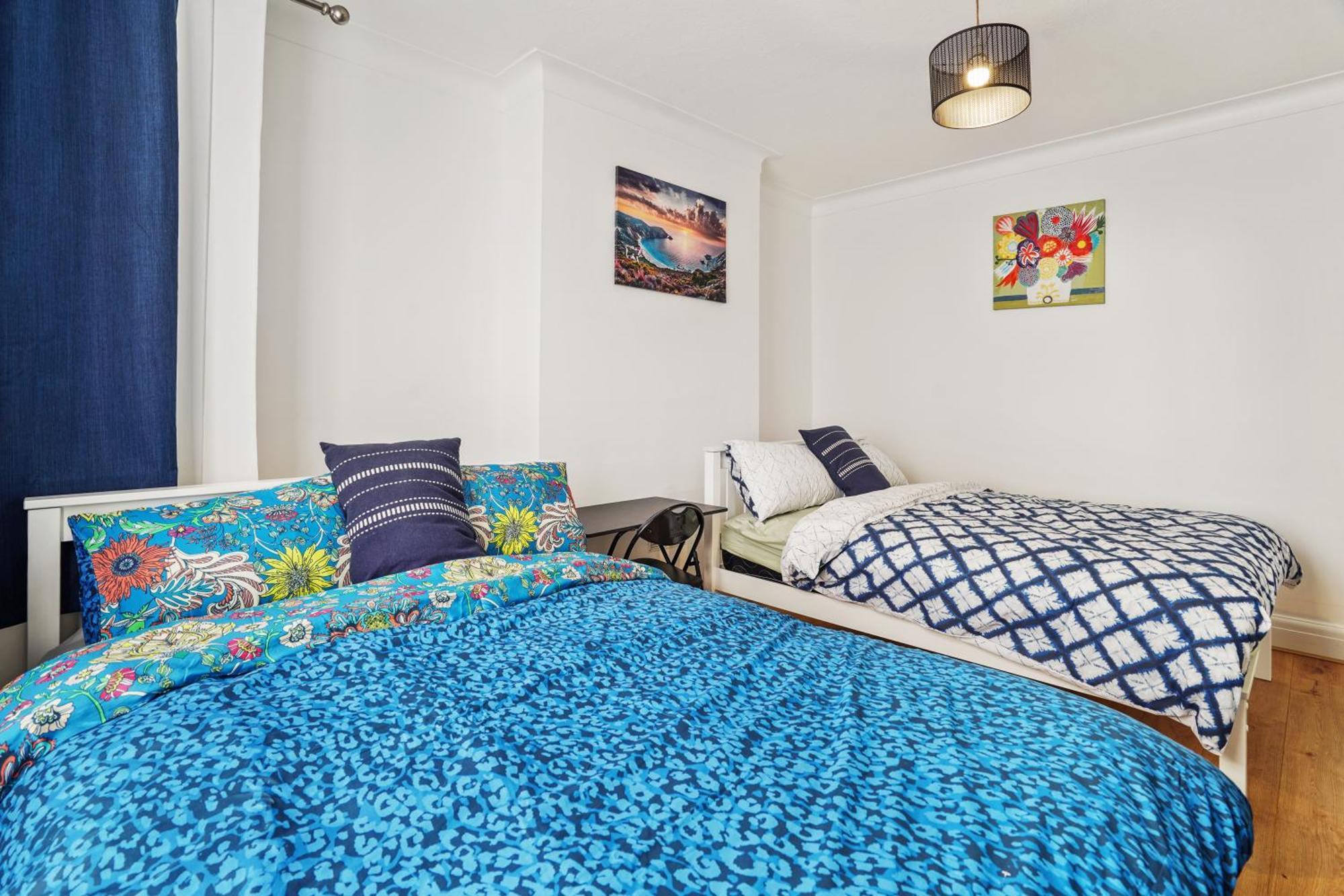 Cosy N22 Sleeps 6 * Londen