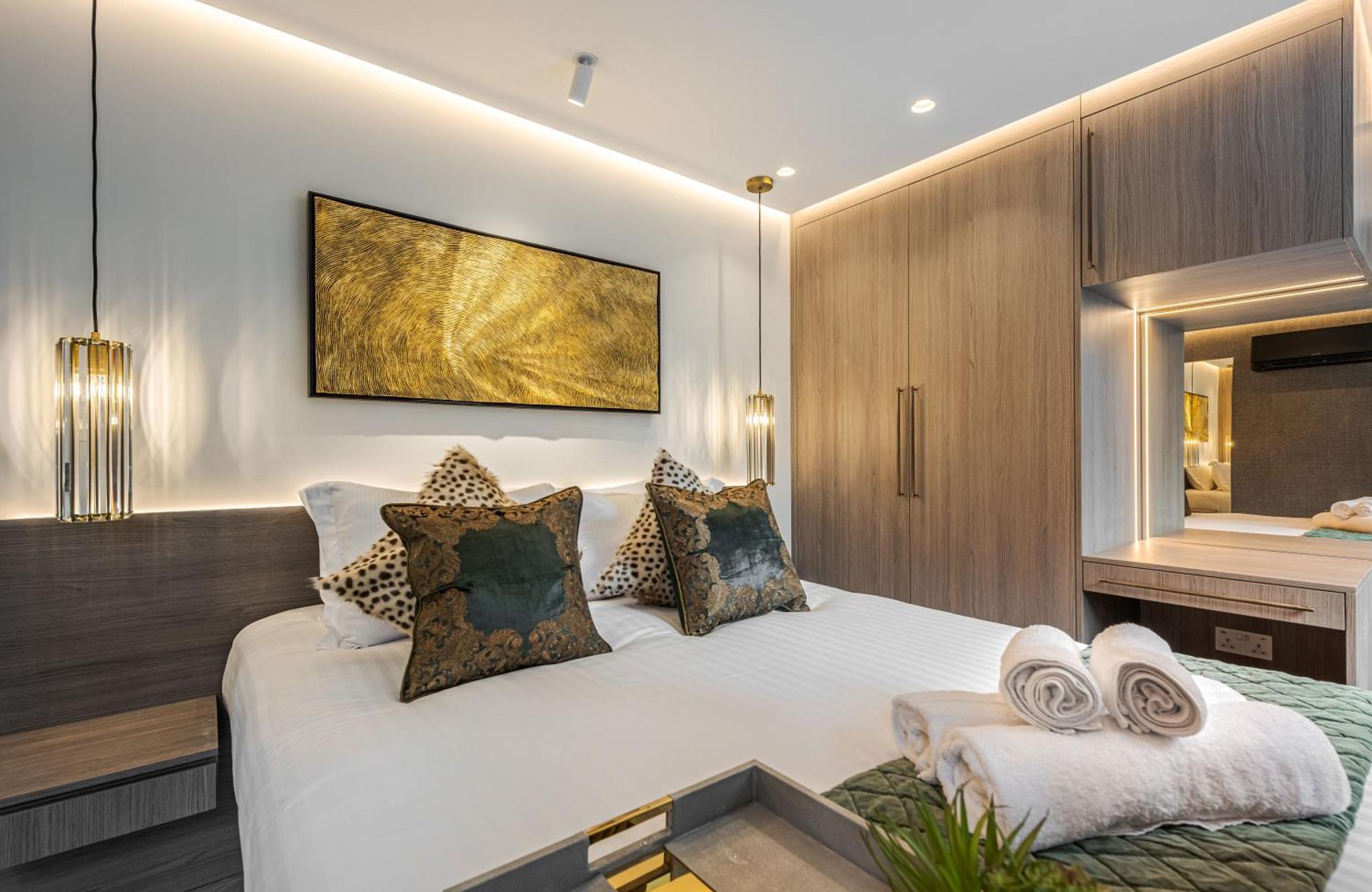 Apartment Stunning Flat Opposite Harrods Unbeatable Location & Elegance London