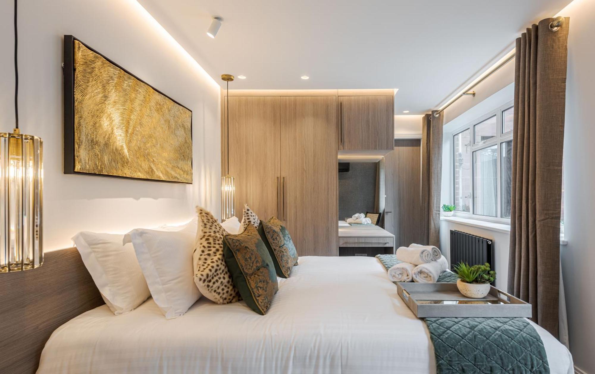 Stunning Flat Opposite Harrods Unbeatable Location & Elegance Apartment *