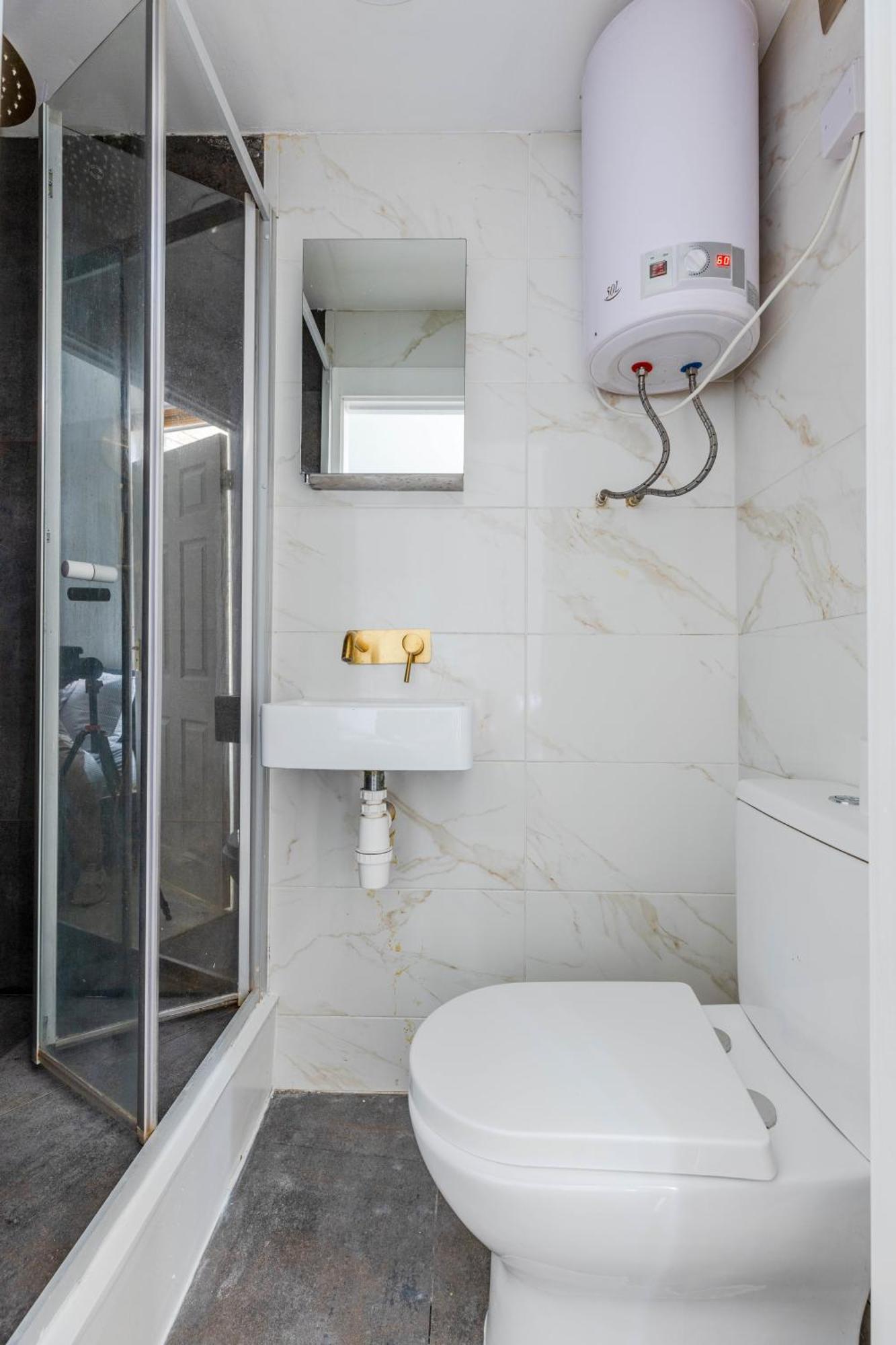 Hanbury Apartment *