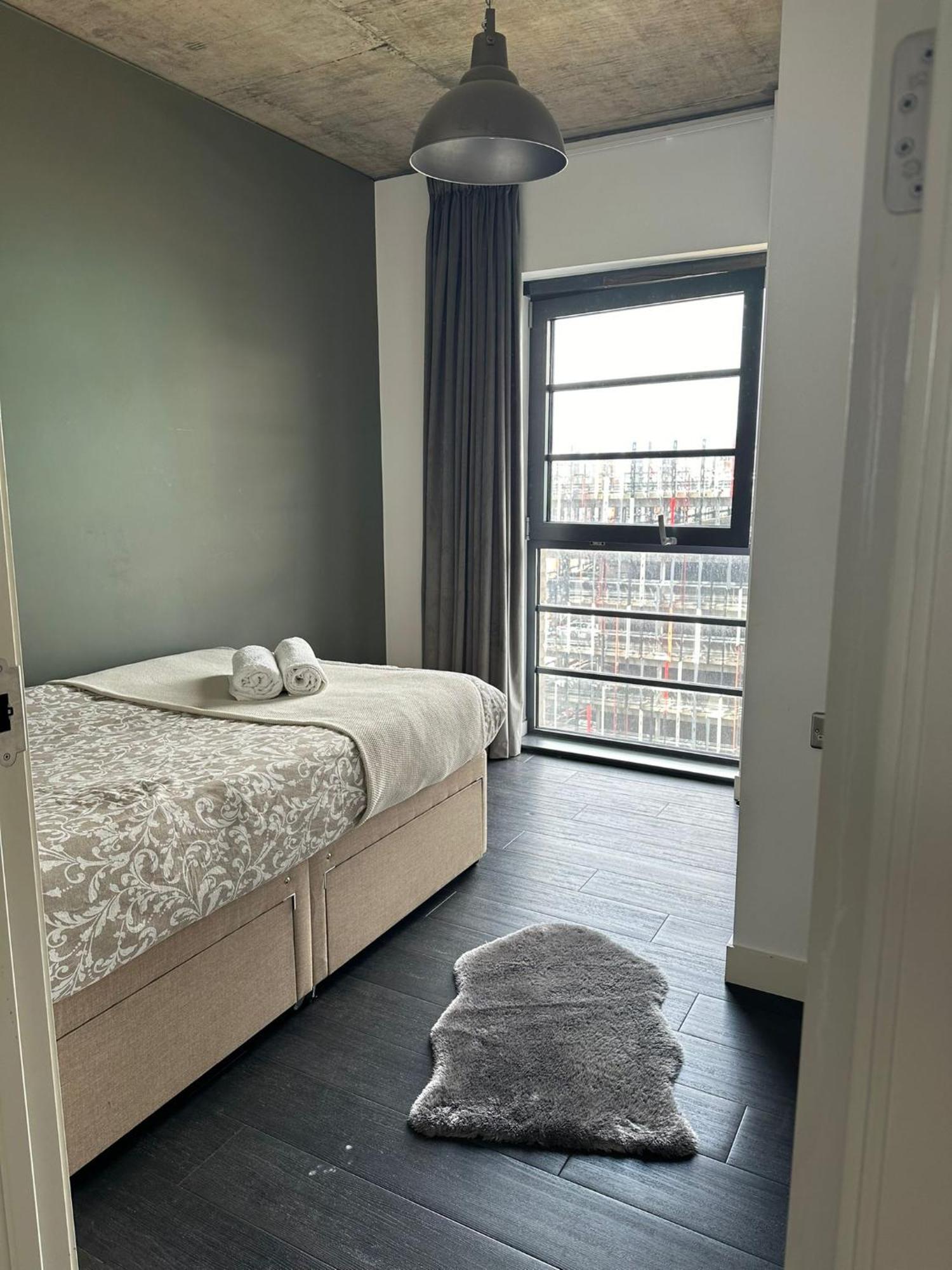 Stylish Two Bedroom Apartment! Apartamento Londres