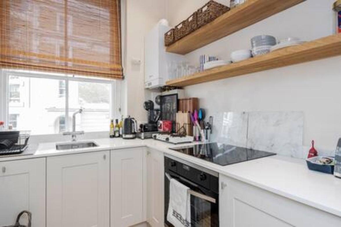 Charming Spacious 1bed Near Portobello Rd N.hill * London