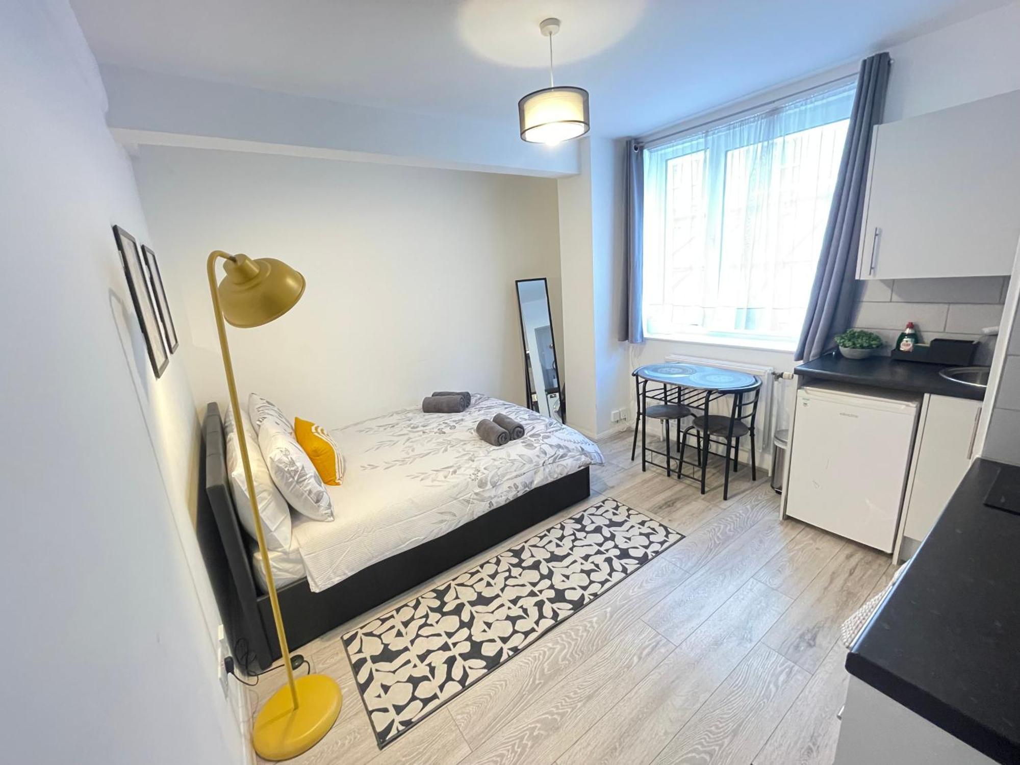 Spacious - South Kensington - Harrods Apartment