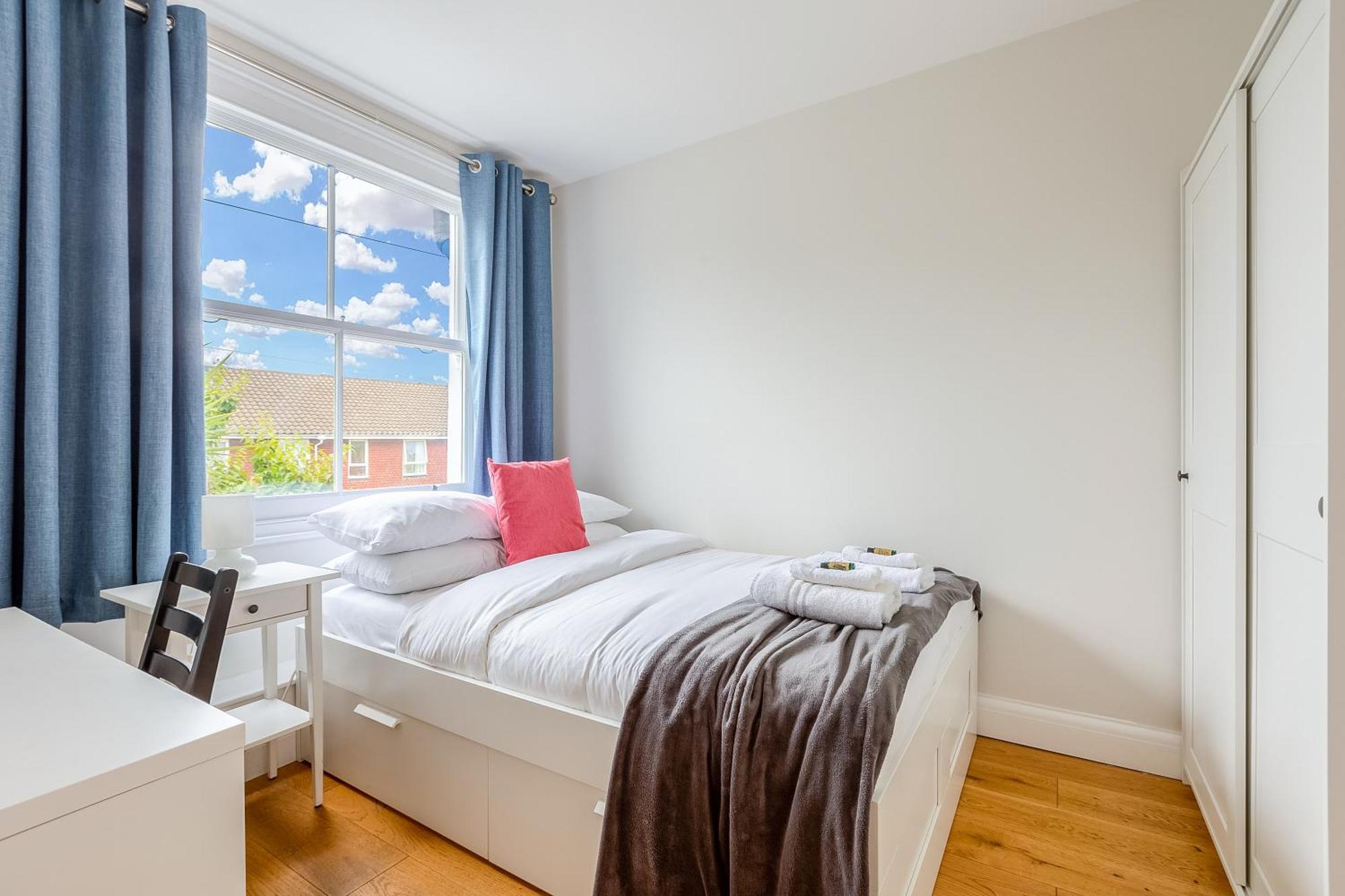 Apartment Amazing 3br Near Wimbledon Park & Tube *