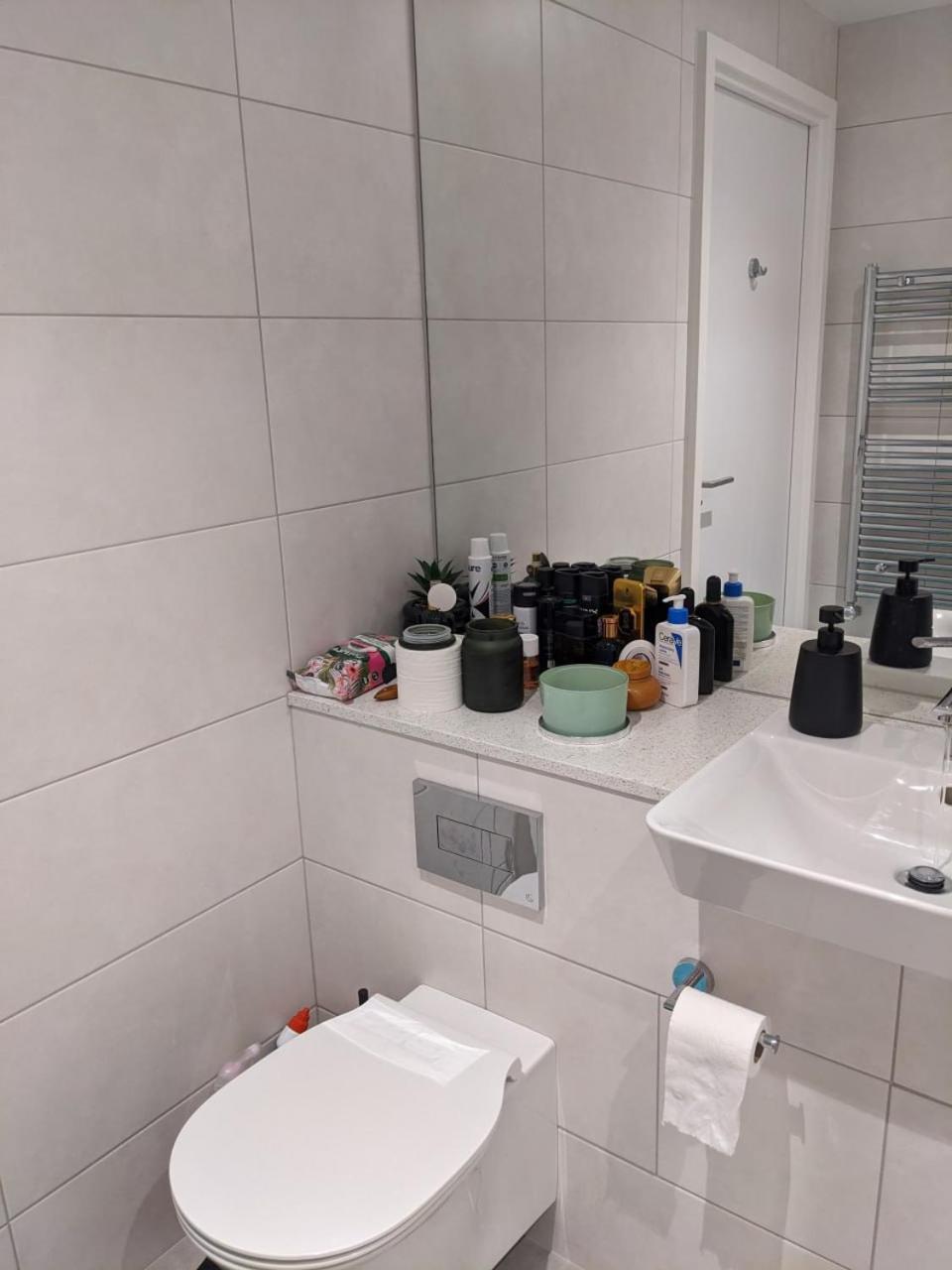 Raintree Village Apartment