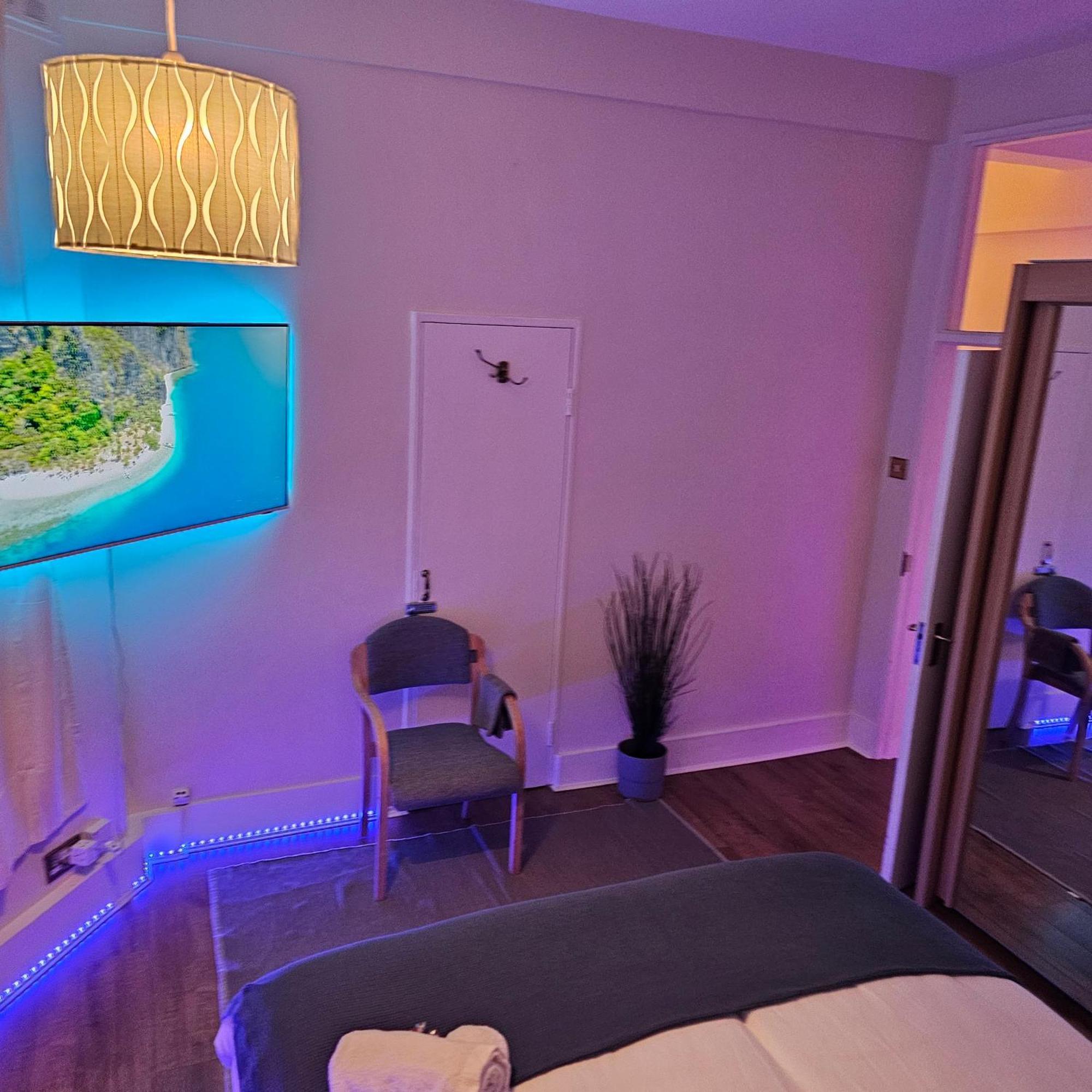 Spacious Flat In *