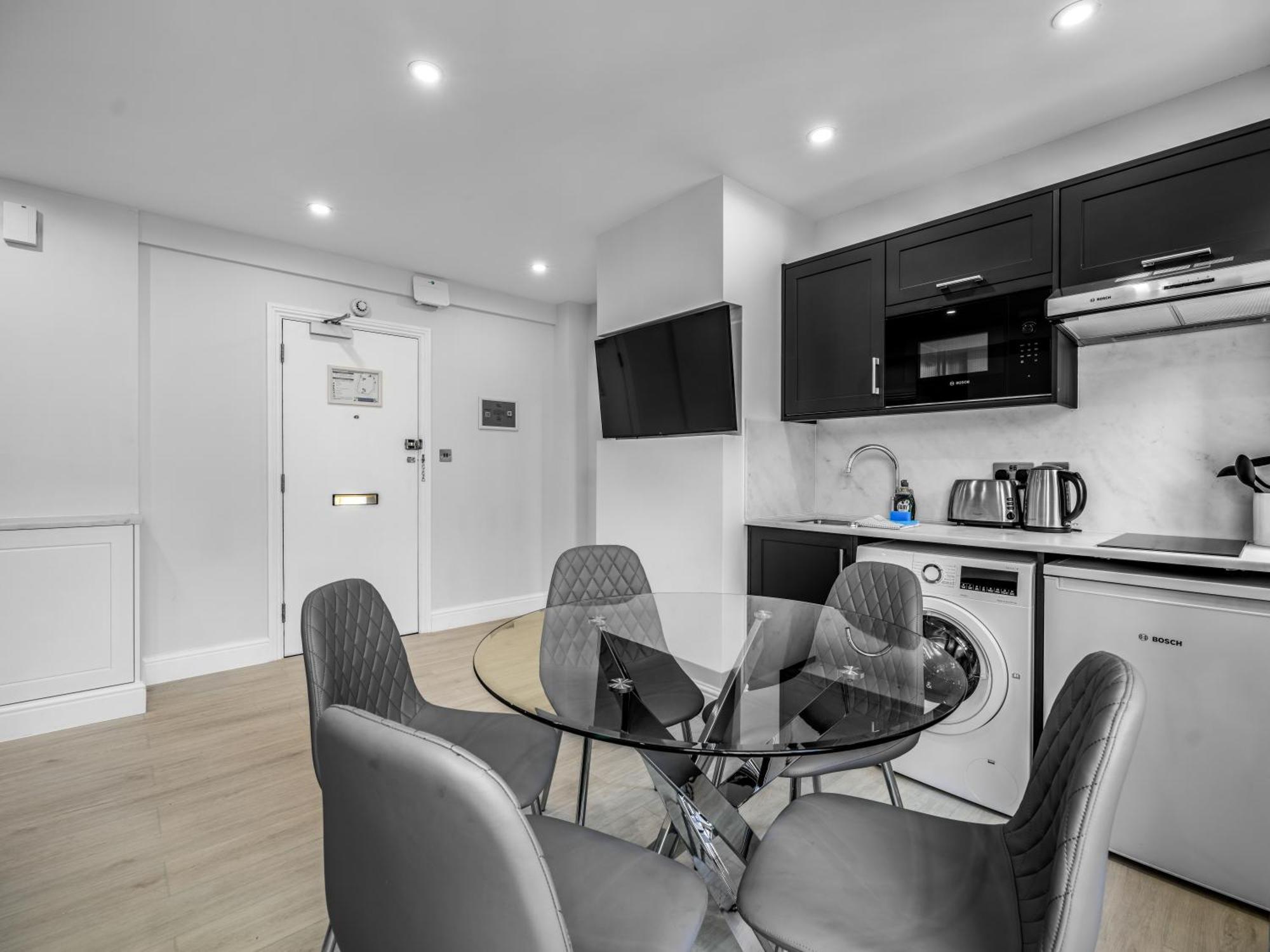 Apartment The Chelsea Cloisters Serviced