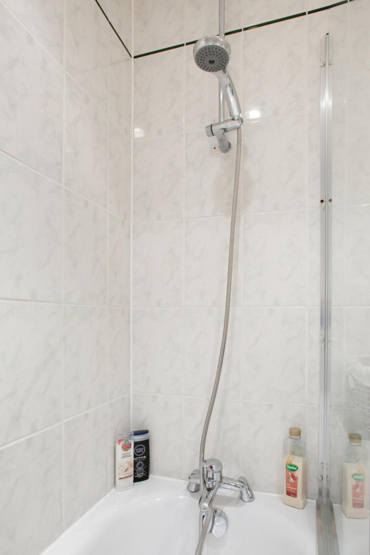 Spacious 1 Bed Sloane Square Apartment
