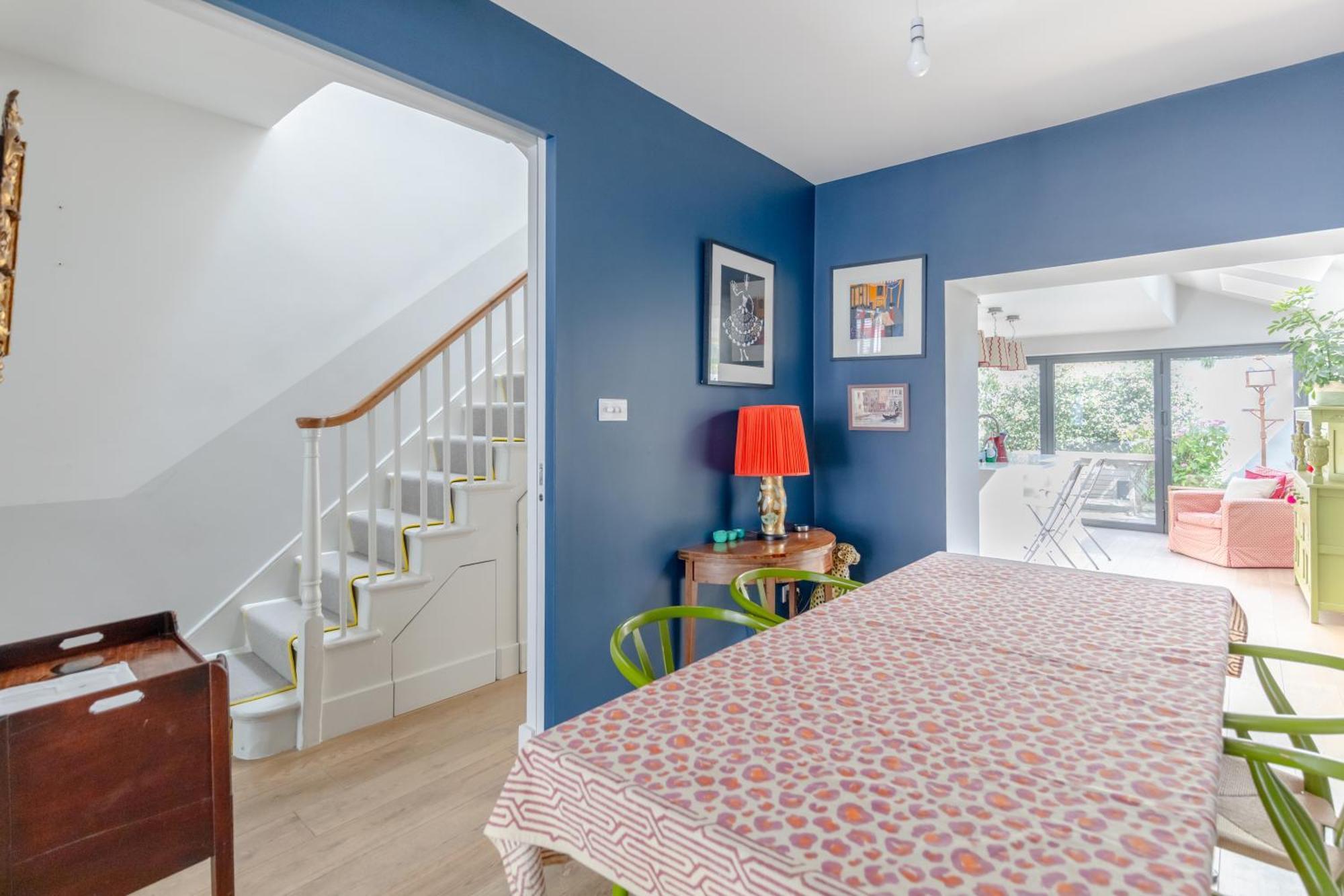 Apartment Stylish And Spacious 2 Bedroom House In Brixton London