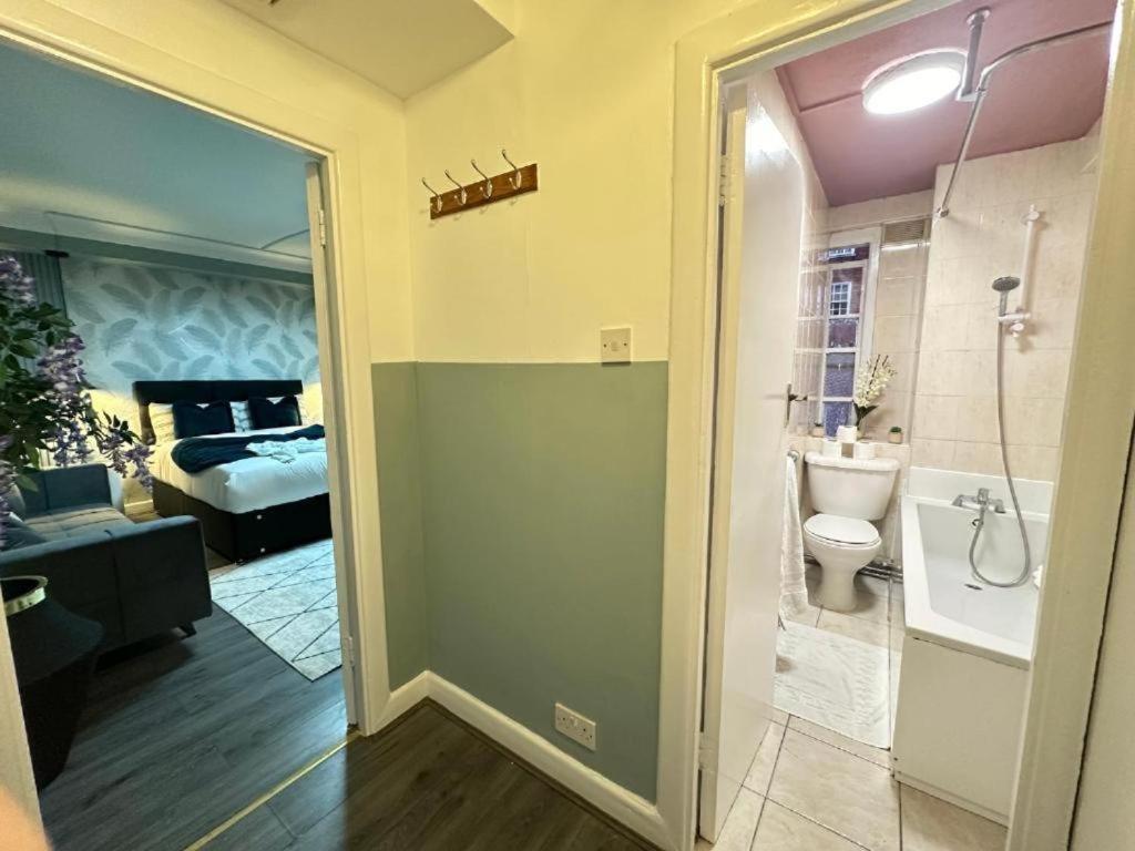 Beautiful Studio Edgware Road Apartment