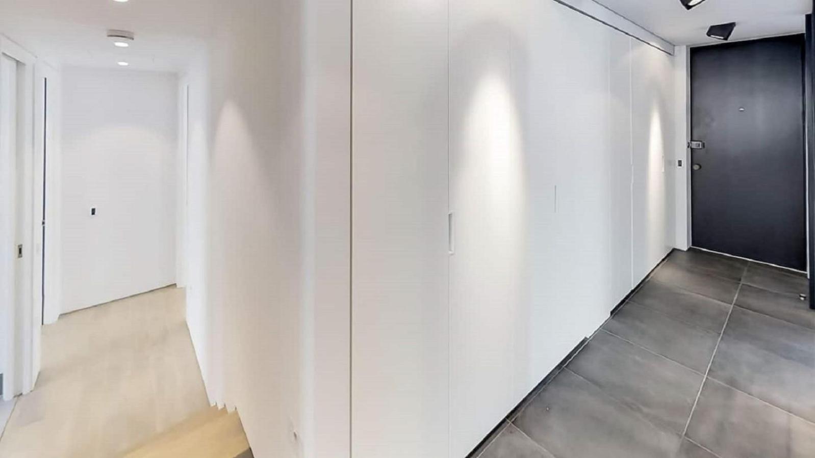 Lovely 4 Bdr Free Parking Apartment *