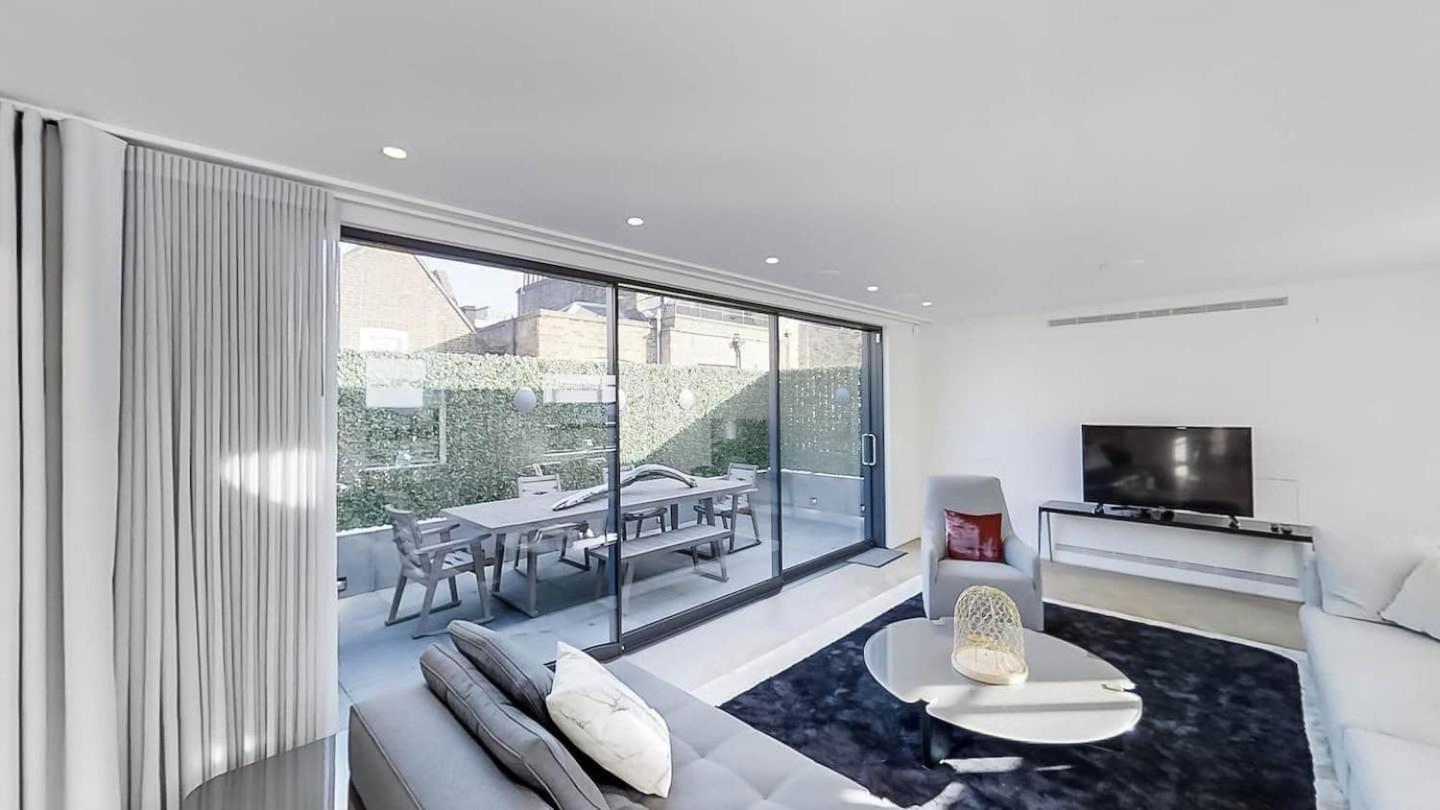 Apartment Lovely 4 Bdr Free Parking London