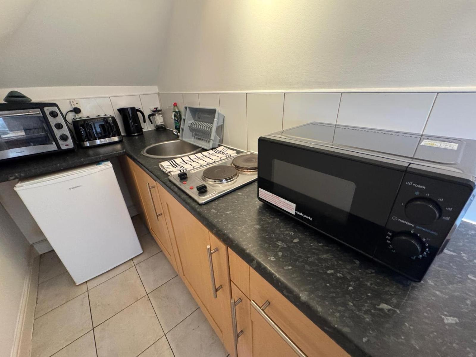 Apartment Flat F In Oxford Road *
