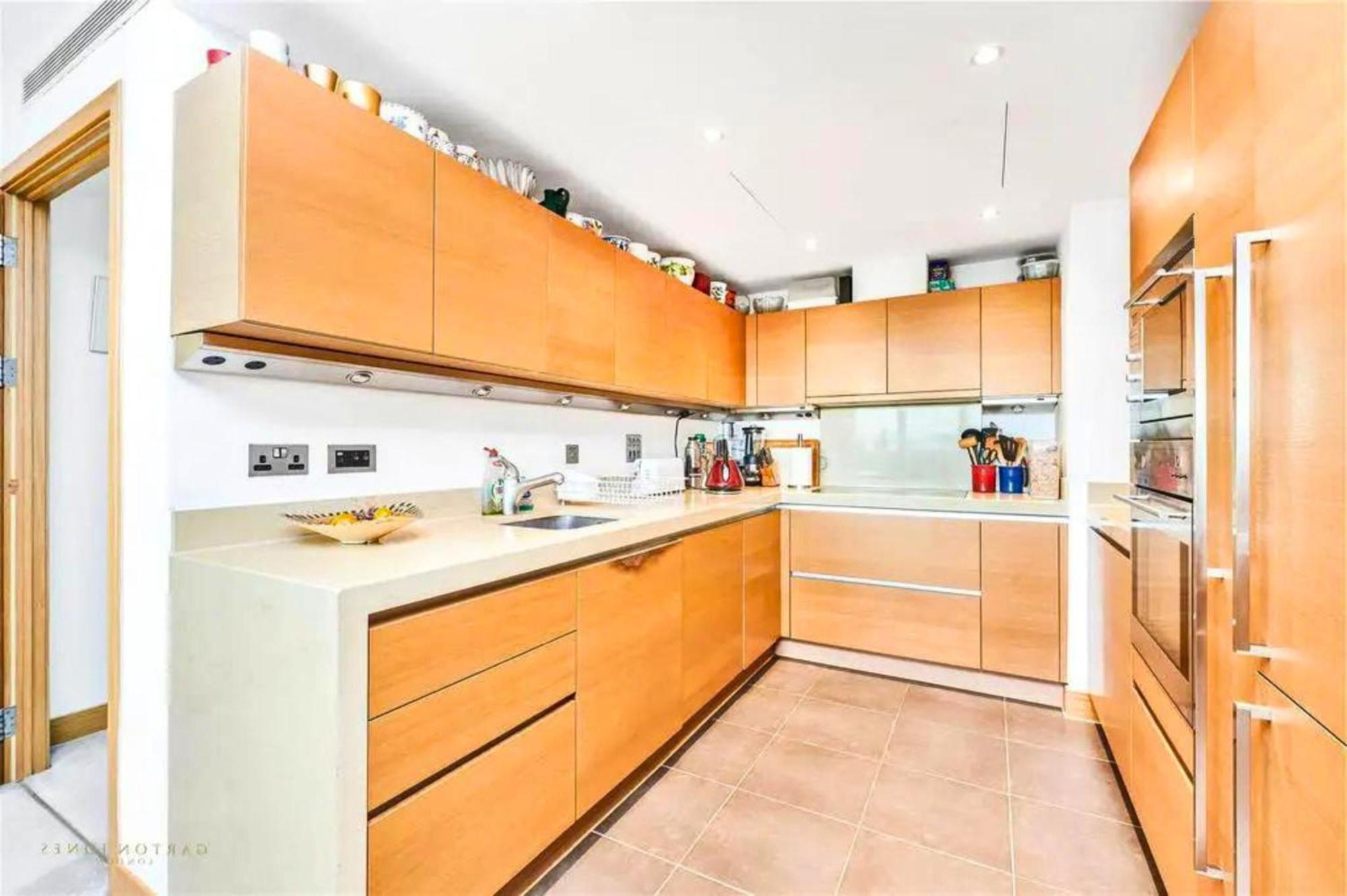 Chelsea Bridge 2bed 2bath Balcony Fast Wifi - Luxurylondonstays Appartement *