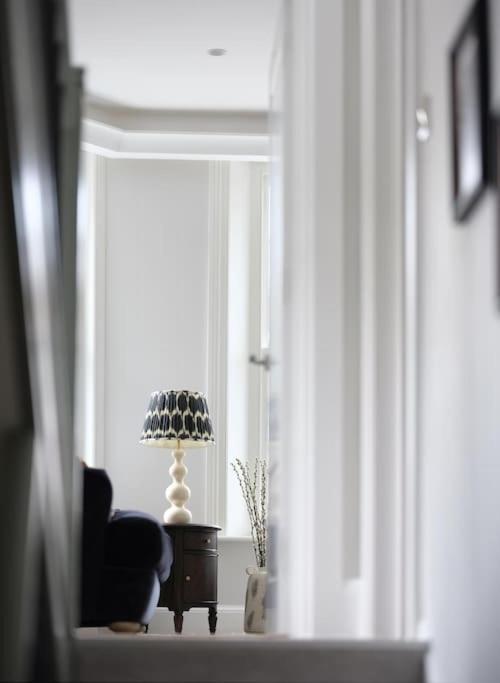 Vakantiehuis 3 Bed Corner House Portobello Rd *