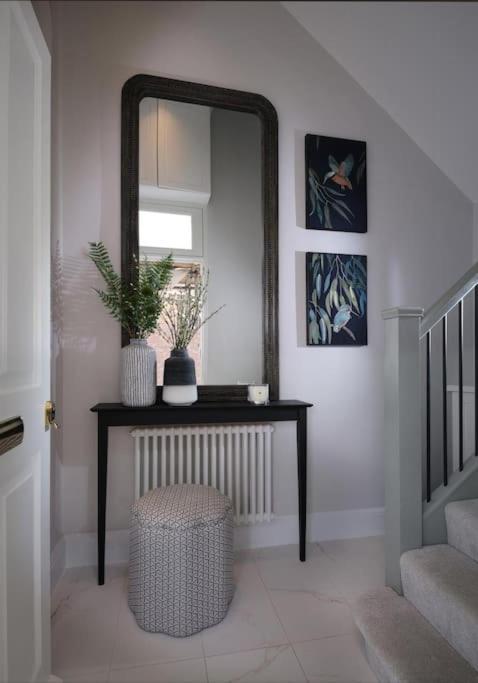 Vakantiehuis 3 Bed Corner House Portobello Rd Londen