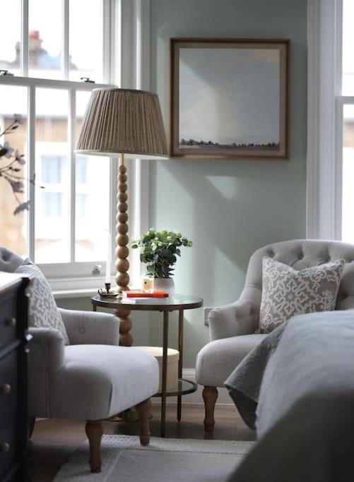 Vakantiehuis 3 Bed Corner House Portobello Rd