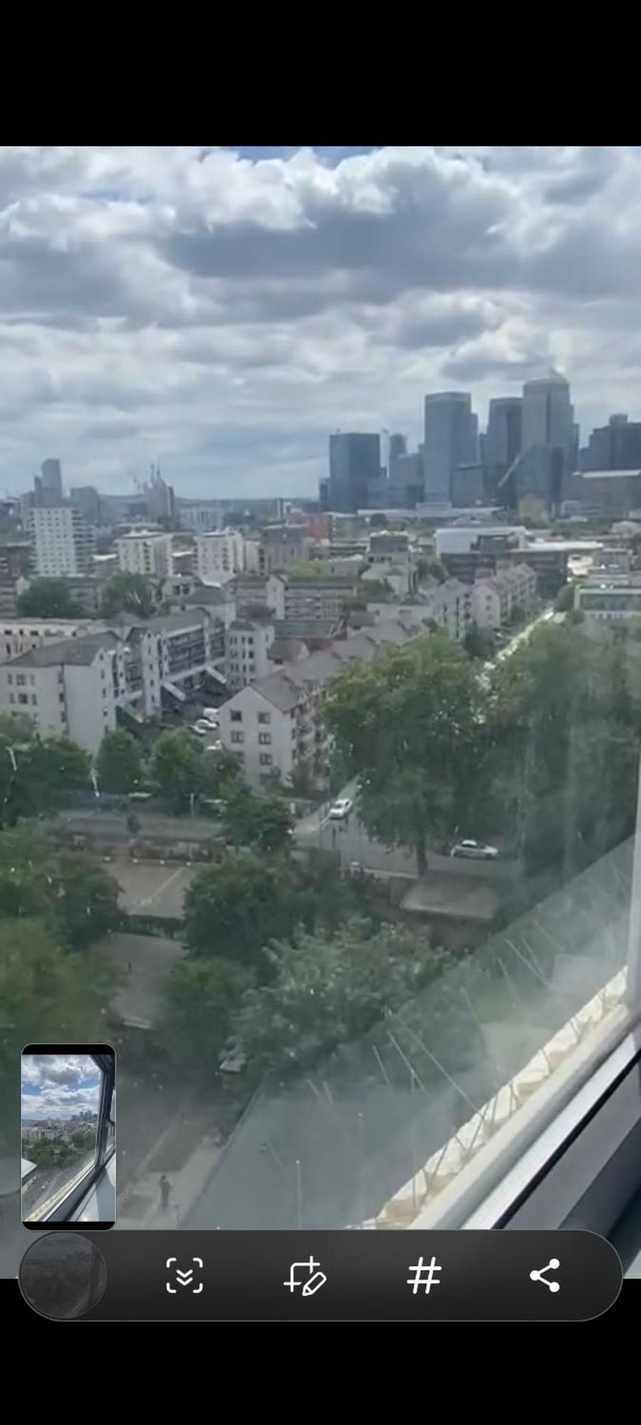 -2 Bedroom - Breathtaking Views Skyline Canary Warf * Londen
