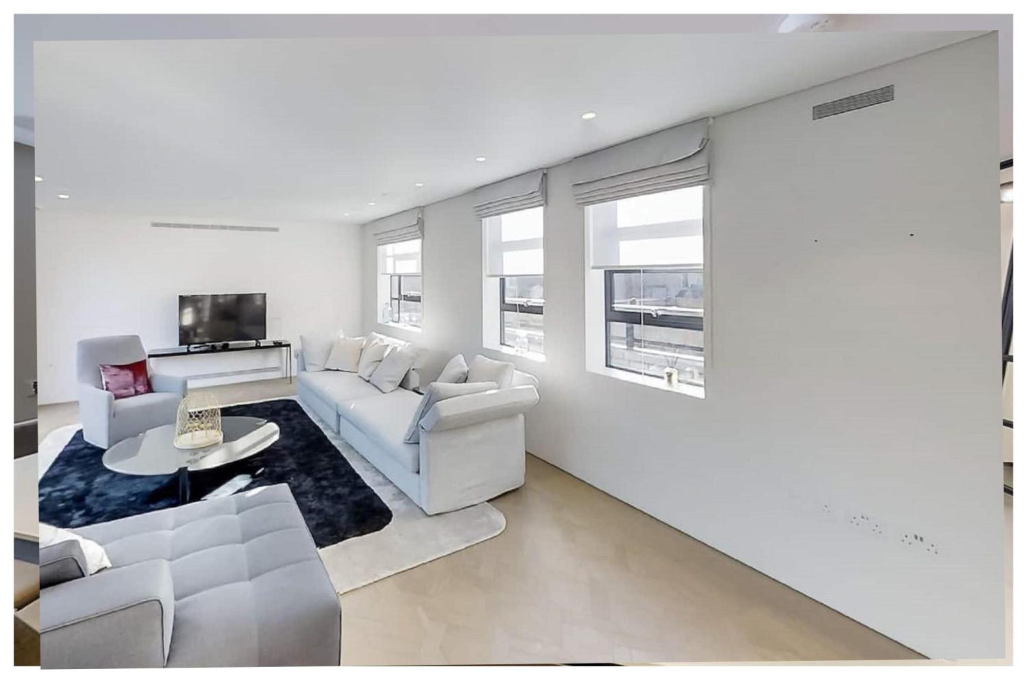 Lovely 4 Bdr Free Parking Apartment *