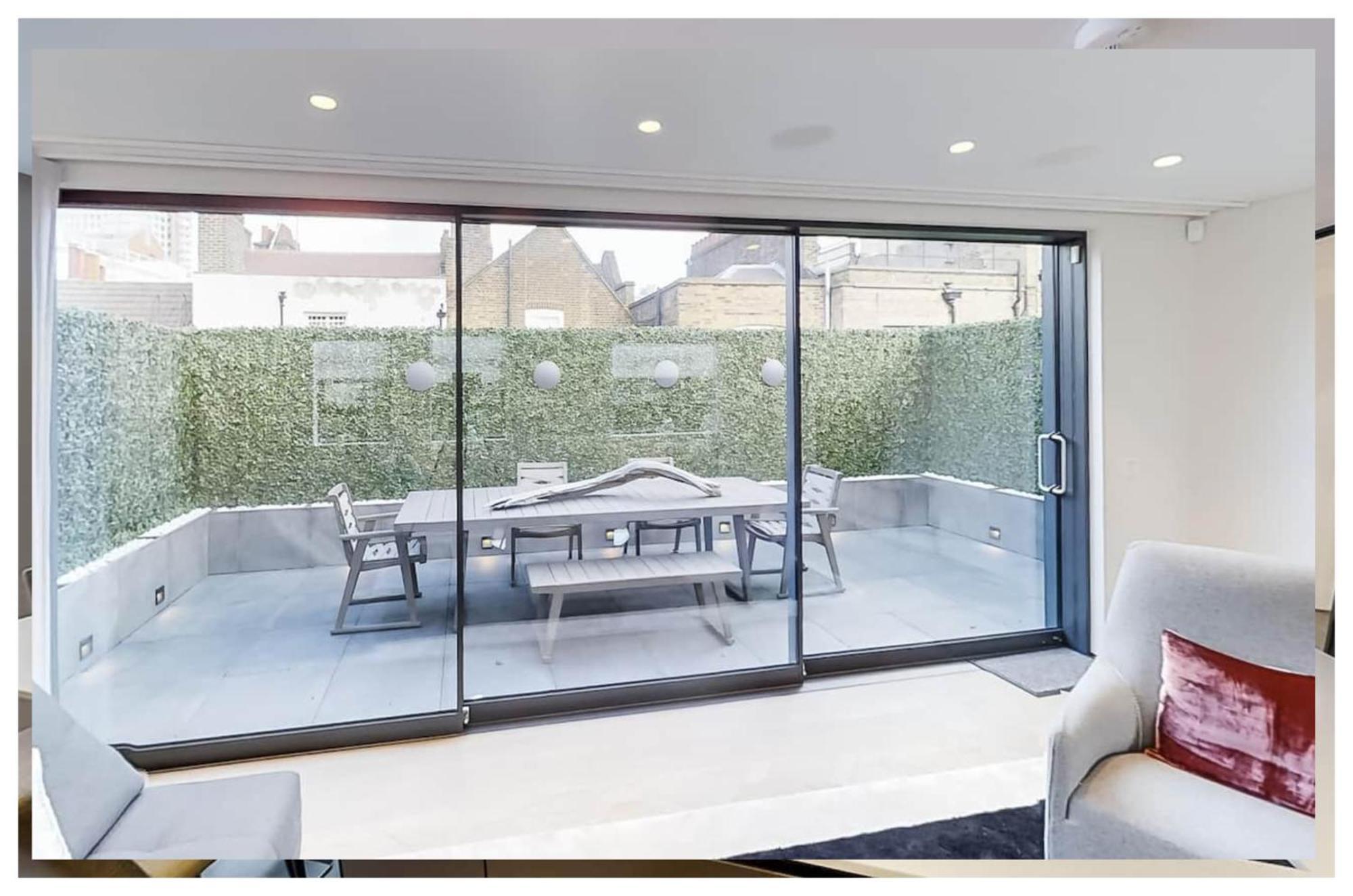 Lovely 4 Bdr Free Parking Apartment