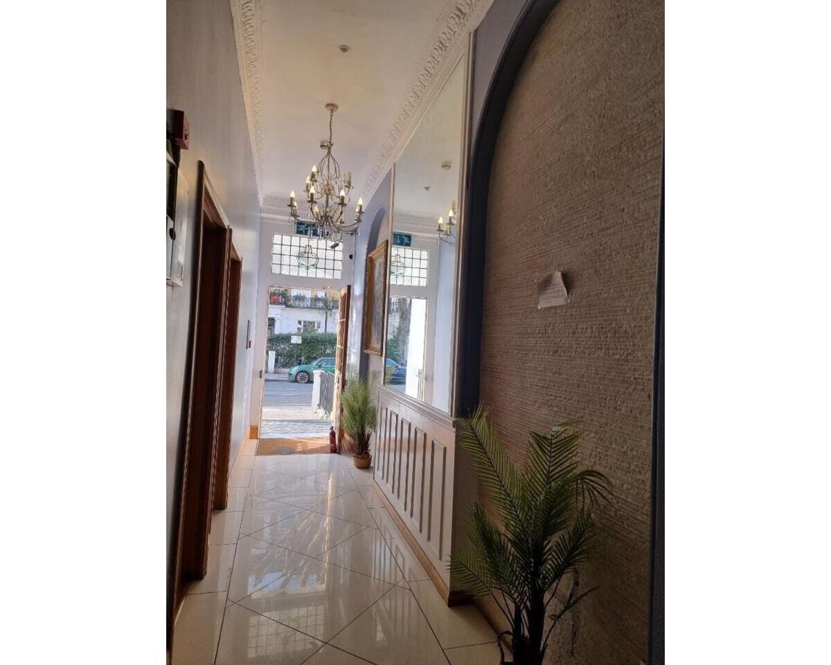 Apartment F301-awesome 3rd Flr Fits 1 Near Hyde Park