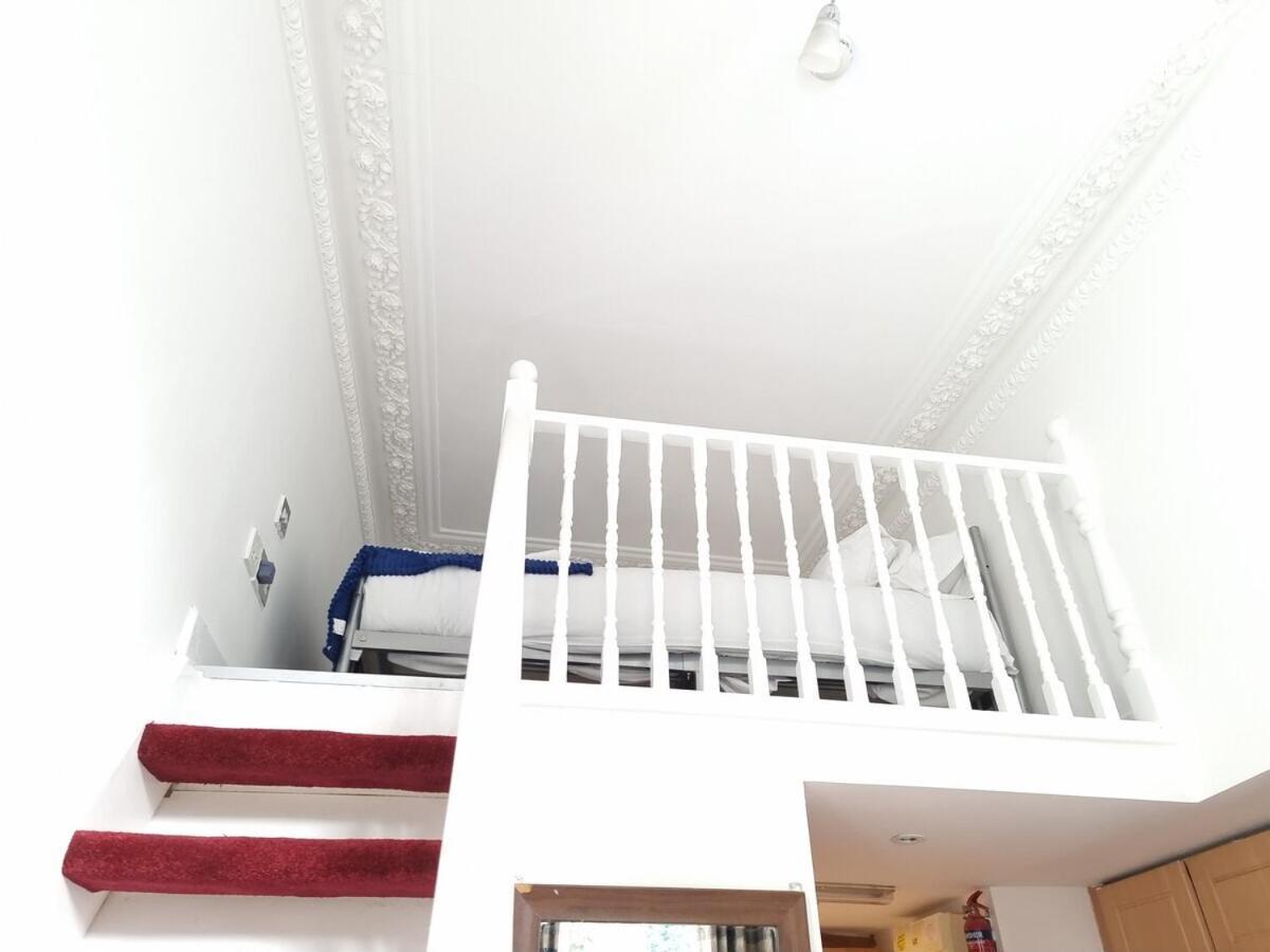 F103-1st Flr Mezzanine Fit 3 Near Hyde Park London