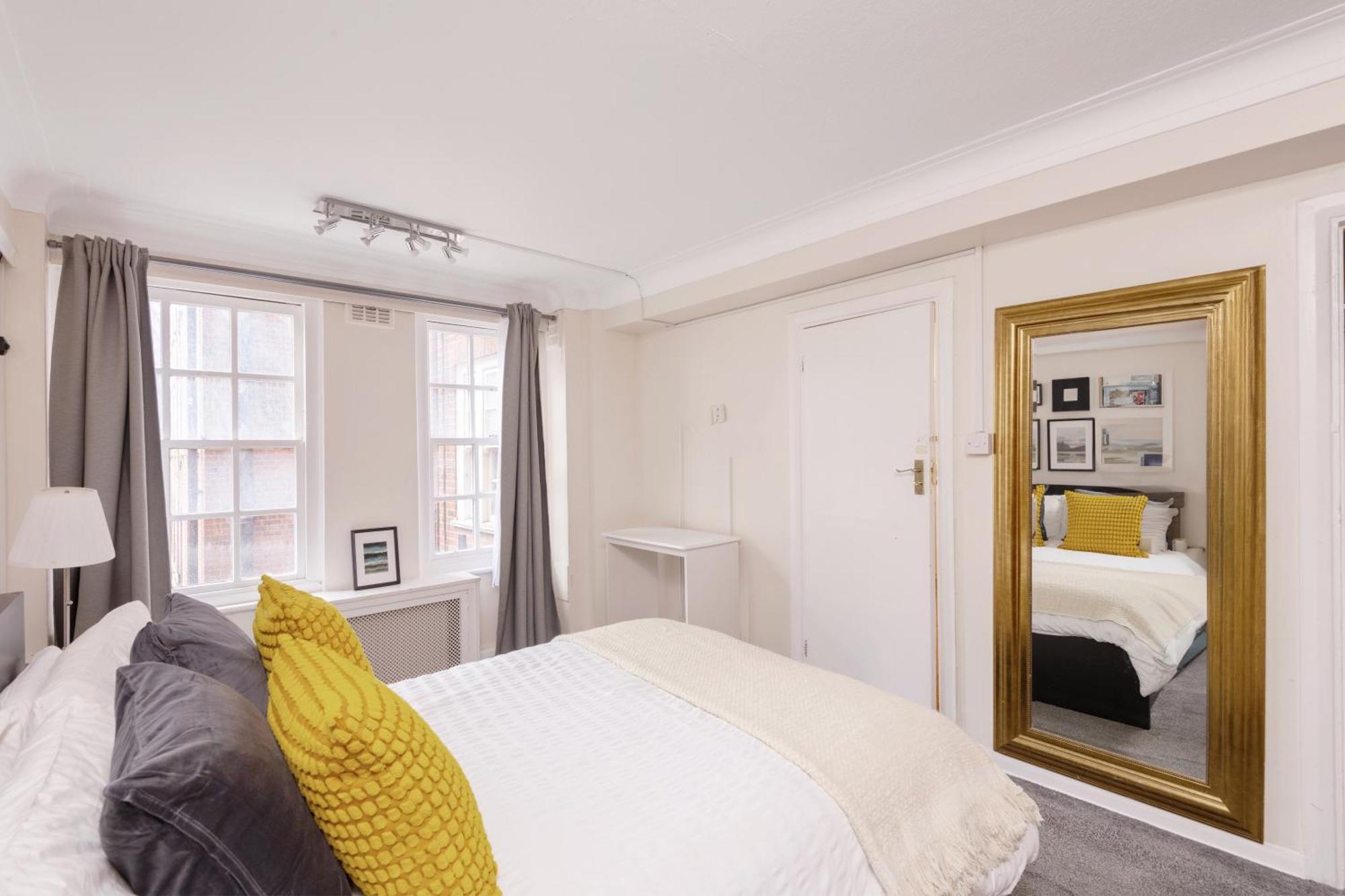 2-bed Marylebone With Concierge & Private Elevator - Next To Oxford Street, Selfridges & Hyde Park London