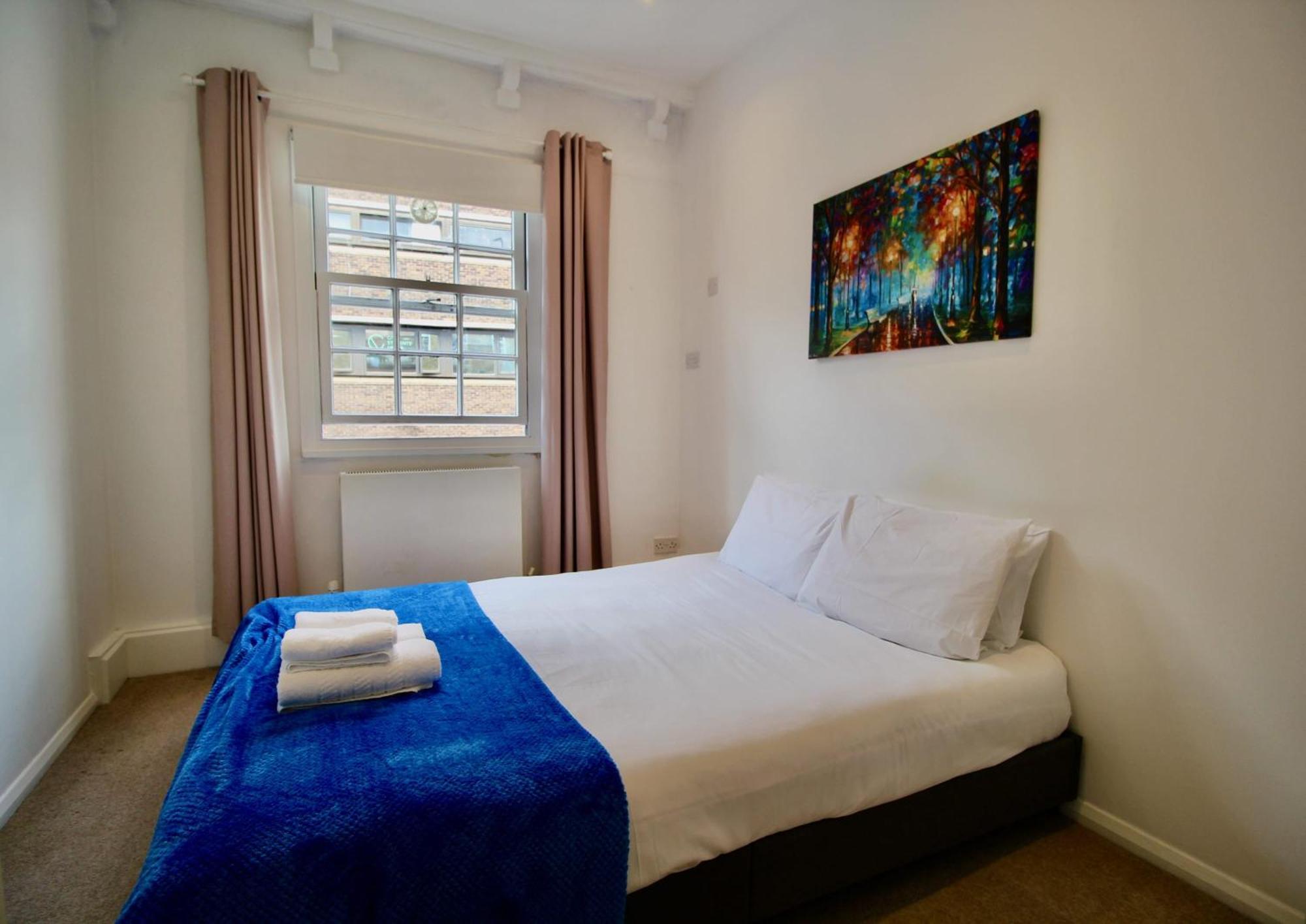 Apartment Stunning 2br Flat In *