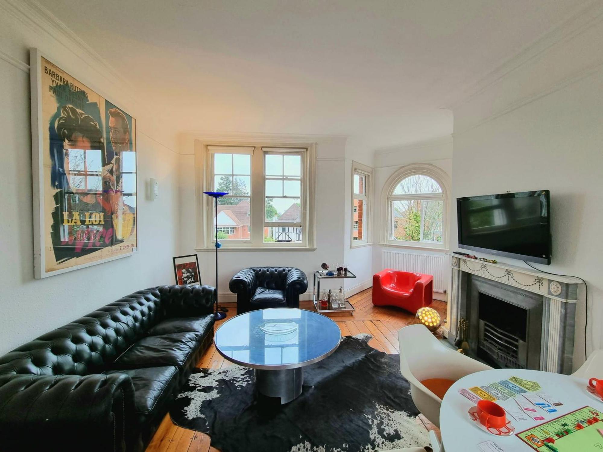 Christchurch Apartment London