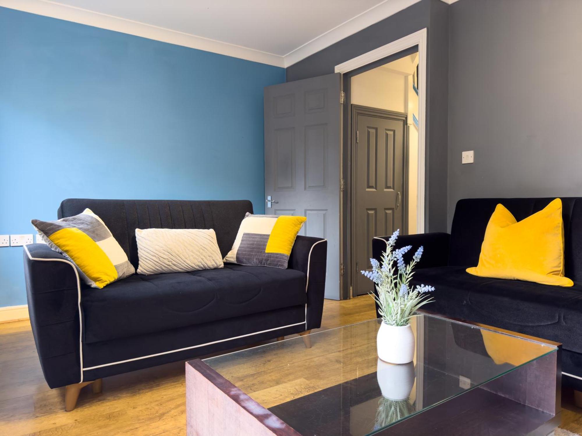 Apartment Last-minute Reserve L Modern 2 Double Bed For 5 Guests L Hofin Short Lets & Serviced