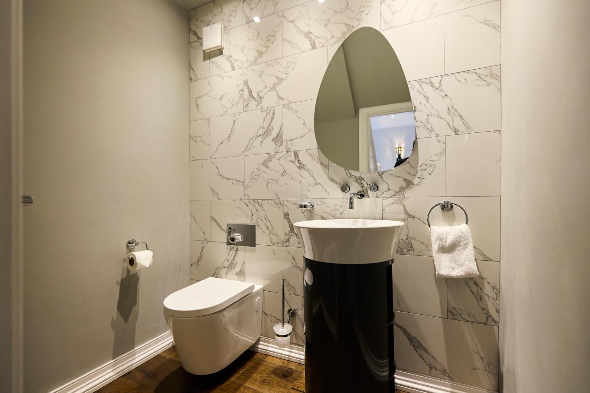 The Roehampton Place - Elegant 5bdr House With Garden And Parking