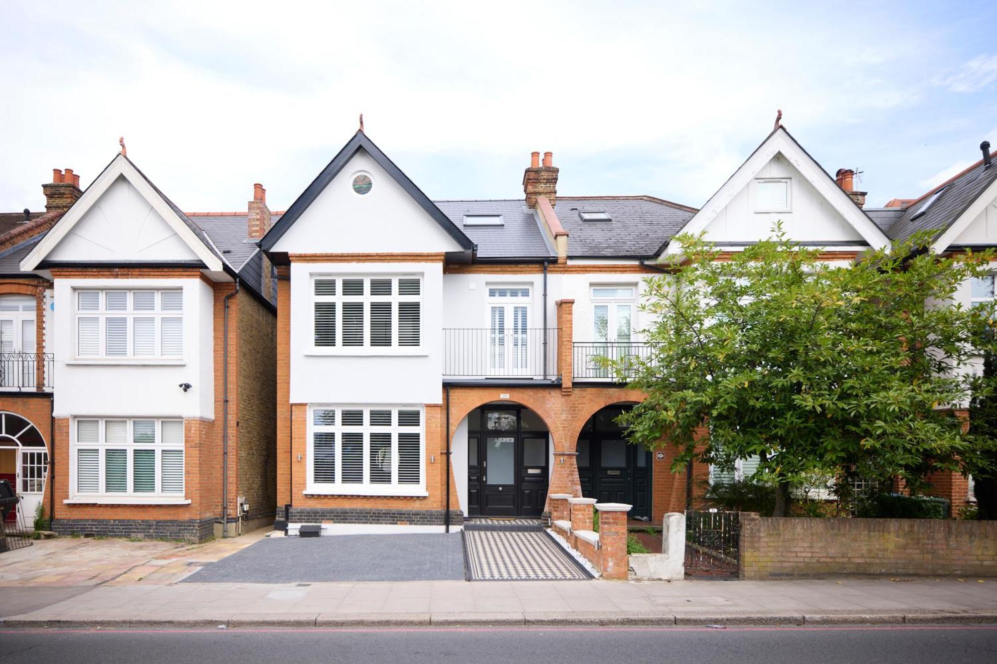 Apartment The Roehampton Place - Elegant 5bdr House With Garden And Parking London