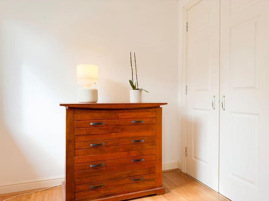 Last-minute Reserve L Modern 2 Double Bed For 5 Guests L Hofin Short Lets & Serviced Apartment *