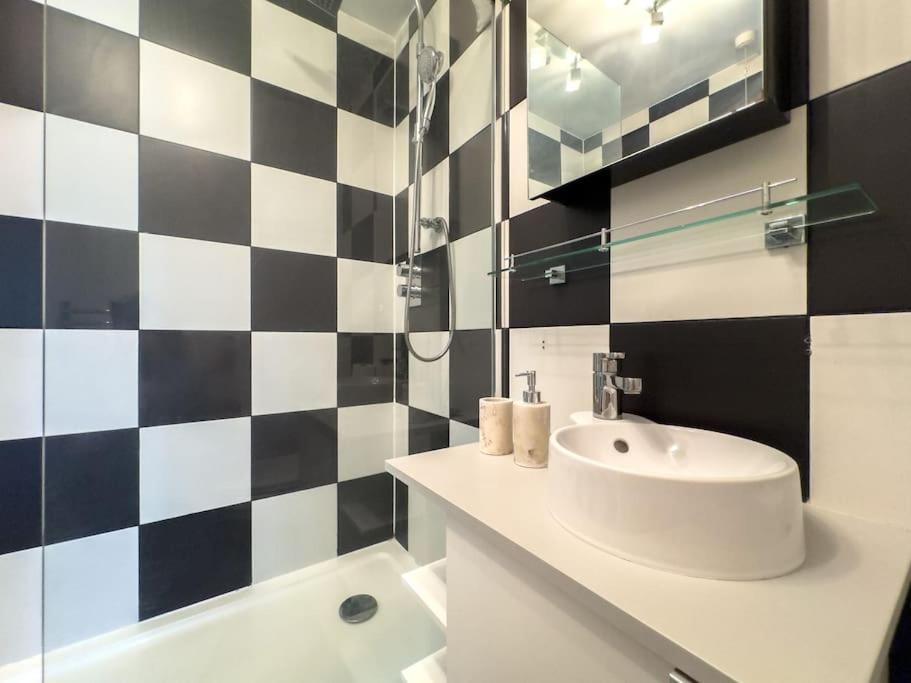Last-minute Reserve L Modern 2 Double Bed For 5 Guests L Hofin Short Lets & Serviced * London