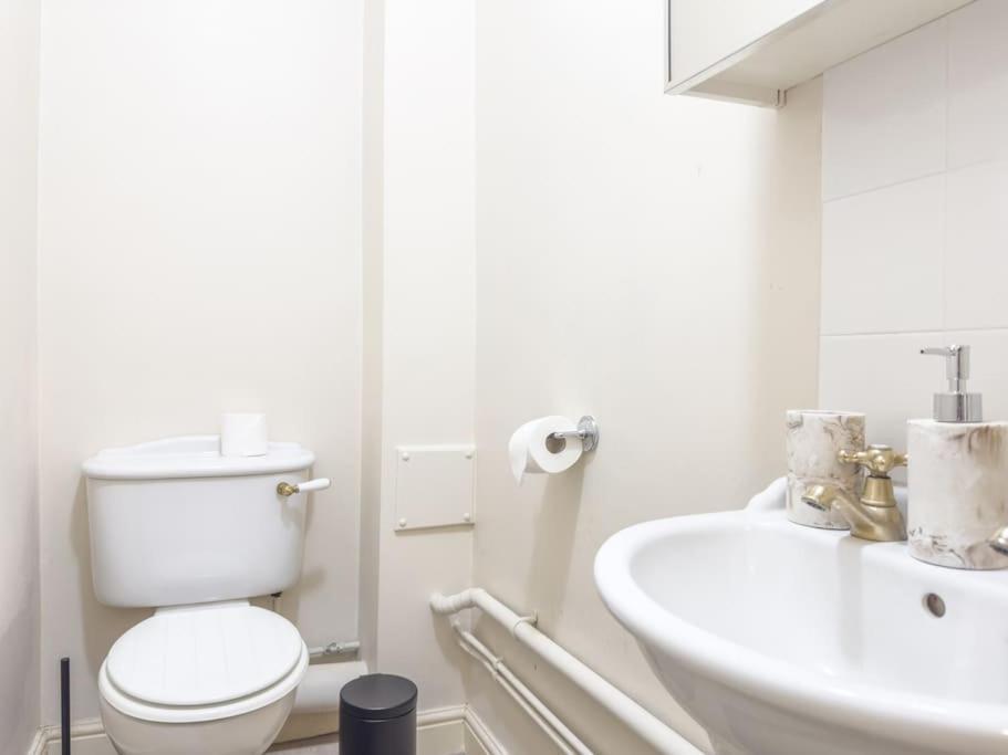 Apartment Last-minute Reserve L Modern 2 Double Bed For 5 Guests L Hofin Short Lets & Serviced *