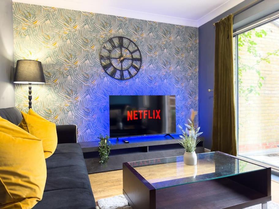 Apartment Last-minute Reserve L Modern 2 Double Bed For 5 Guests L Hofin Short Lets & Serviced