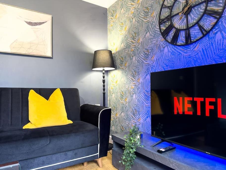 Apartment Last-minute Reserve L Modern 2 Double Bed For 5 Guests L Hofin Short Lets & Serviced *