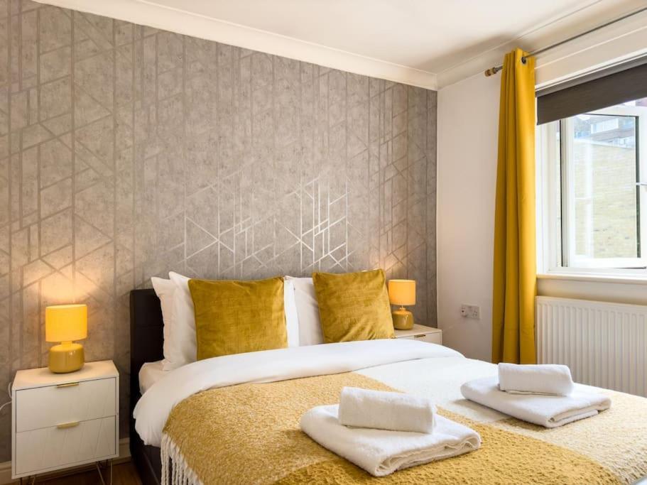 Apartment Last-minute Reserve L Modern 2 Double Bed For 5 Guests L Hofin Short Lets & Serviced London