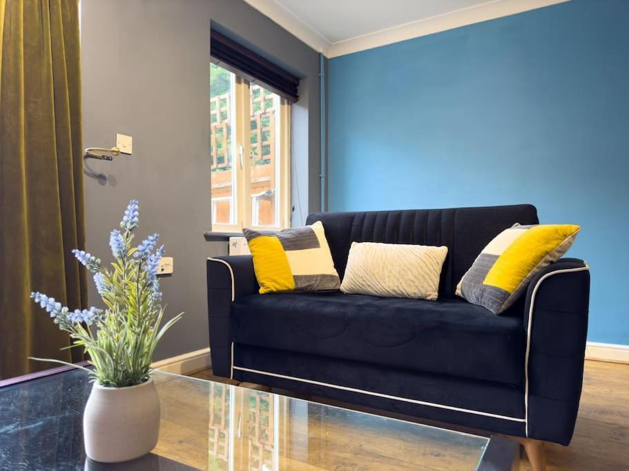 Apartment Last-minute Reserve L Modern 2 Double Bed For 5 Guests L Hofin Short Lets & Serviced *