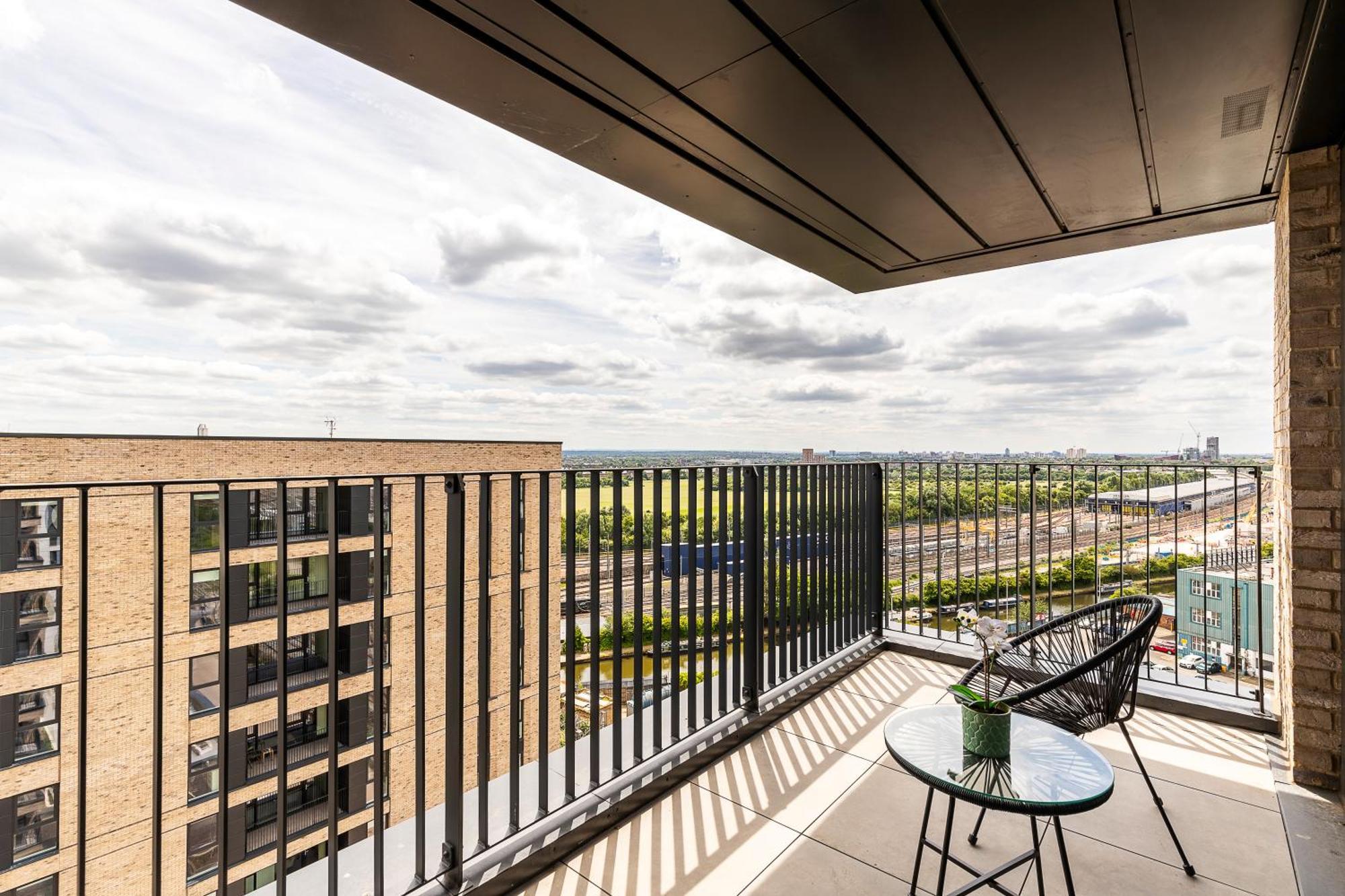 Edmund Point Apartment London