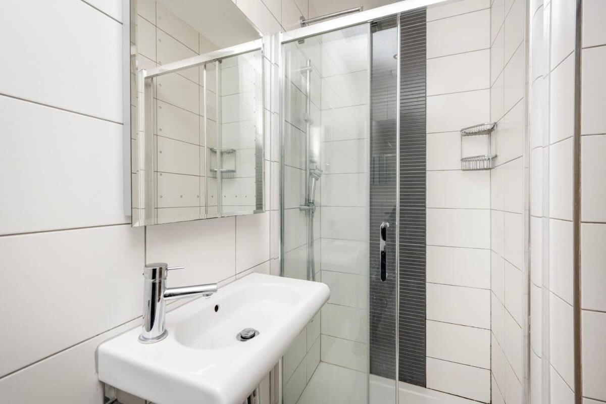 Charming Chelsea Your Cozy Urban Retreat London