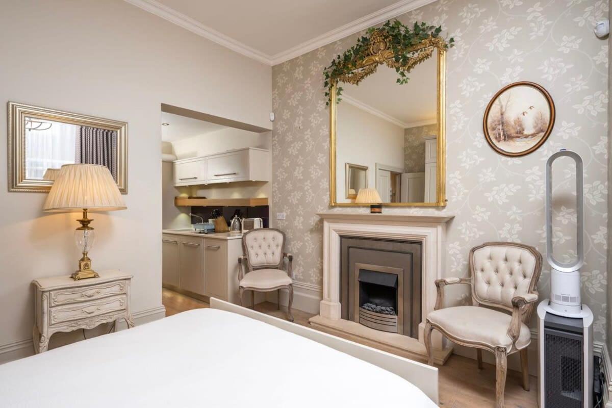 Apartment Charming Chelsea Your Cozy Urban Retreat