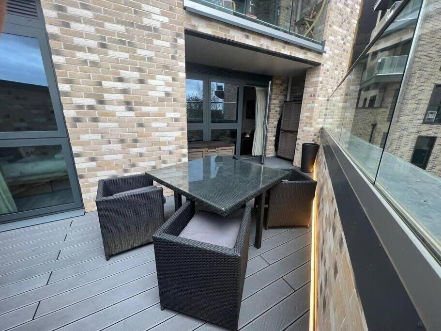 Stylish 2 Bedroom Flat In Wandsworth * London